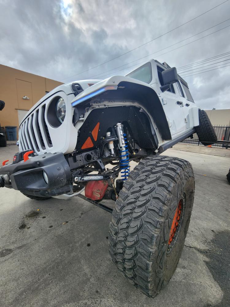 Jeep Gladiator 2021 Gladiator Fully Built Currie one tons, 40's, GFC, Evo Coilovers - $85k 4.JPG