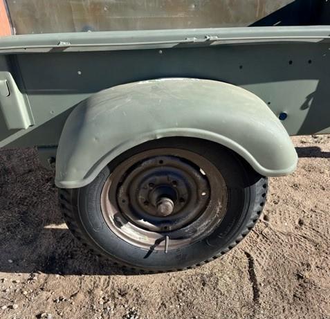 Jeep Gladiator 4x6 Adventure/Jeep trailer (1947 David Bradley). 1947DB (2)