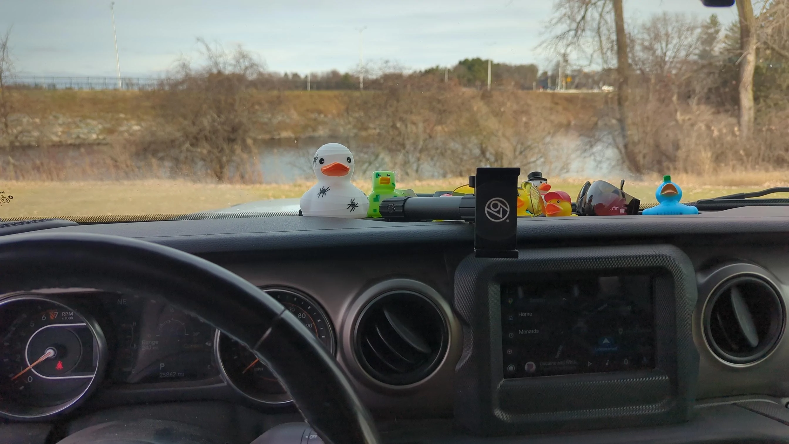 Jeep Gladiator PSA Dash ducks causing auto dimming issue on dash lights 16696619691279204534009268318264