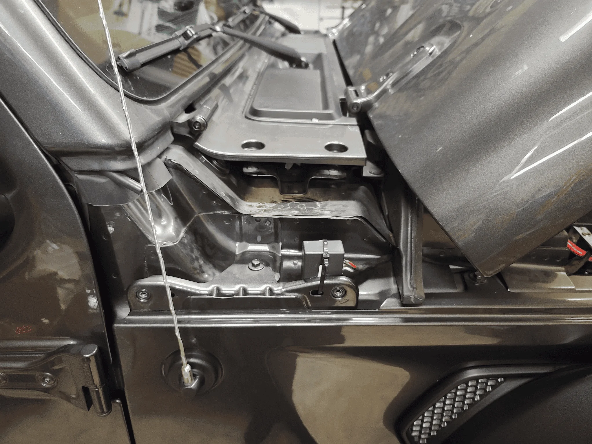 Jeep Gladiator Buying today but which? Smittybilt X20 Gen 3 or Badland Apex Winch? Please advice, searched but not much info on the G3 1669662349112