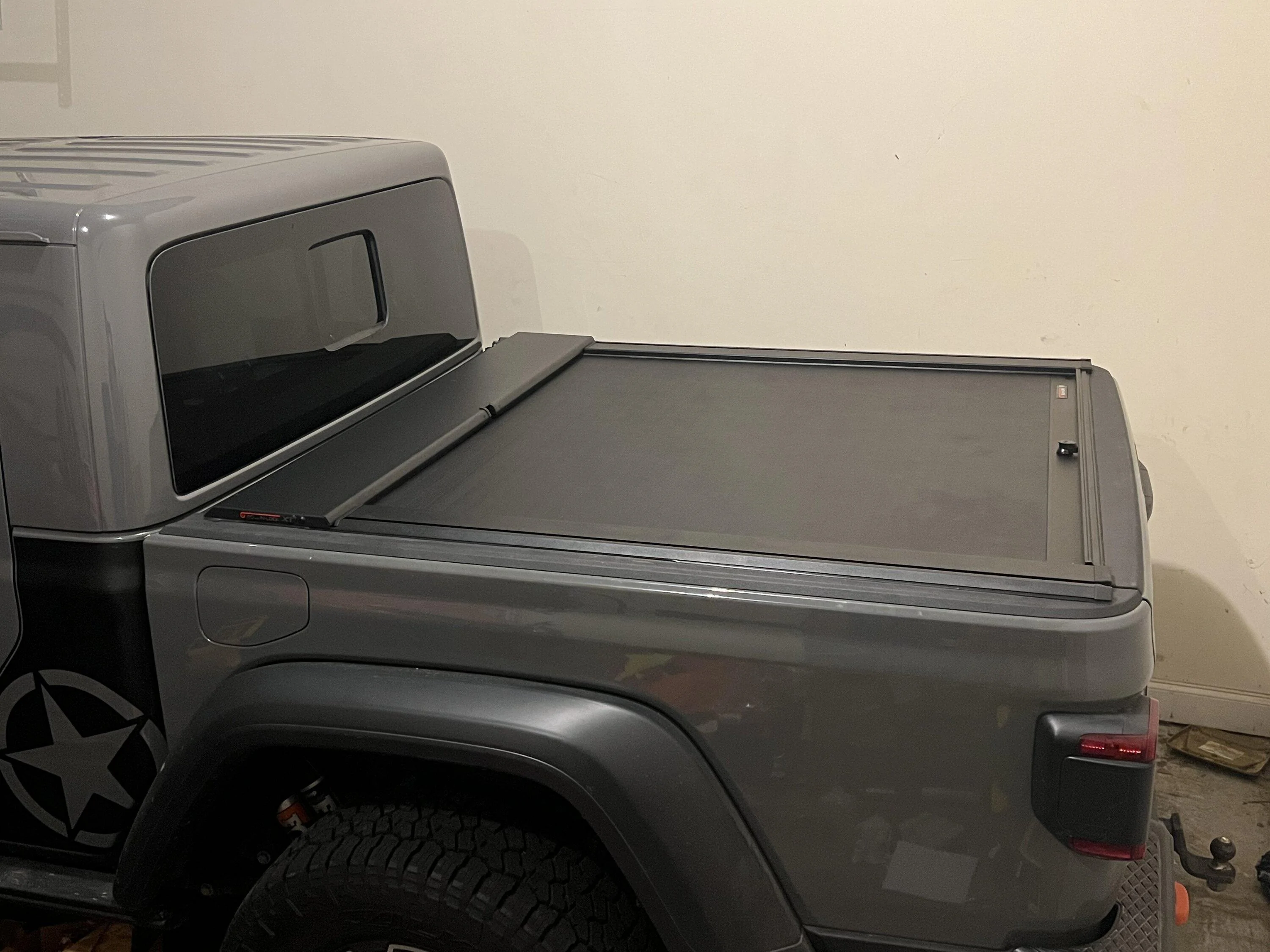 Jeep Gladiator A different kind of question about tonneau covers… 09E9DC83-F29C-4592-AD33-1FCE1D7A1E41