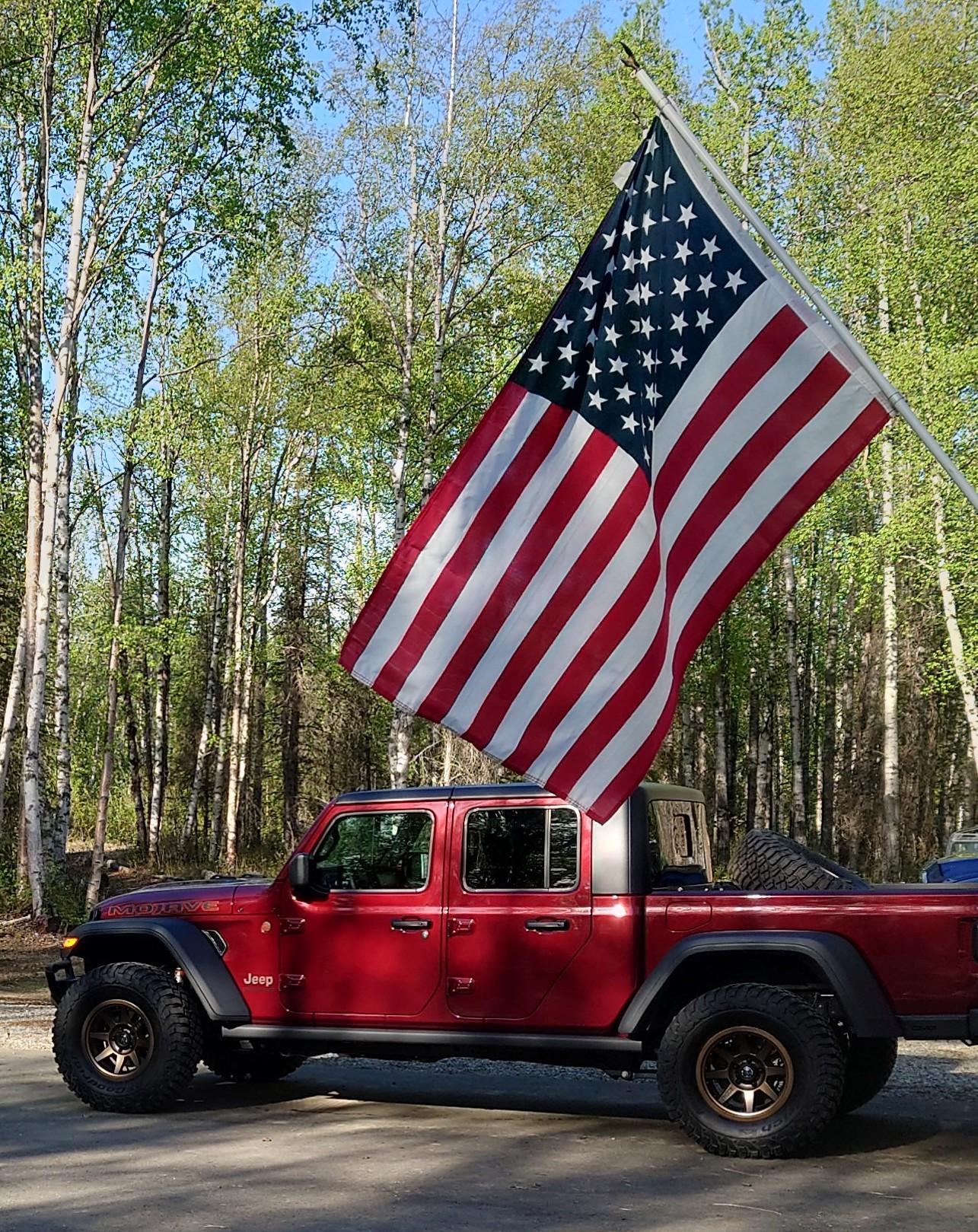 Jeep Gladiator Snazzberry Gladiator JT club 20220521_190034~2.JPG
