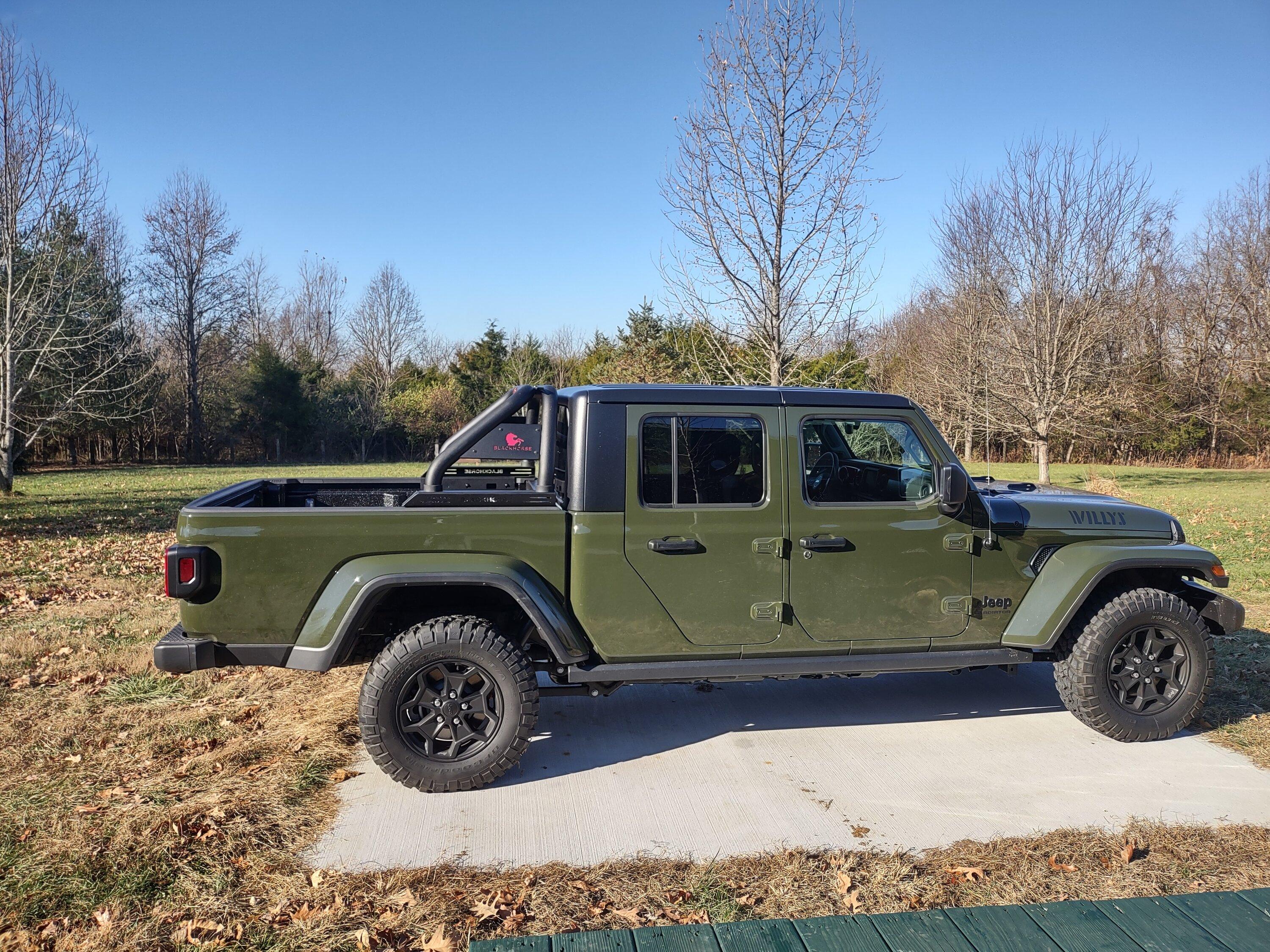 Jeep Gladiator Level or Lift? Help the new guy IMG_20221123_101506841_HDR