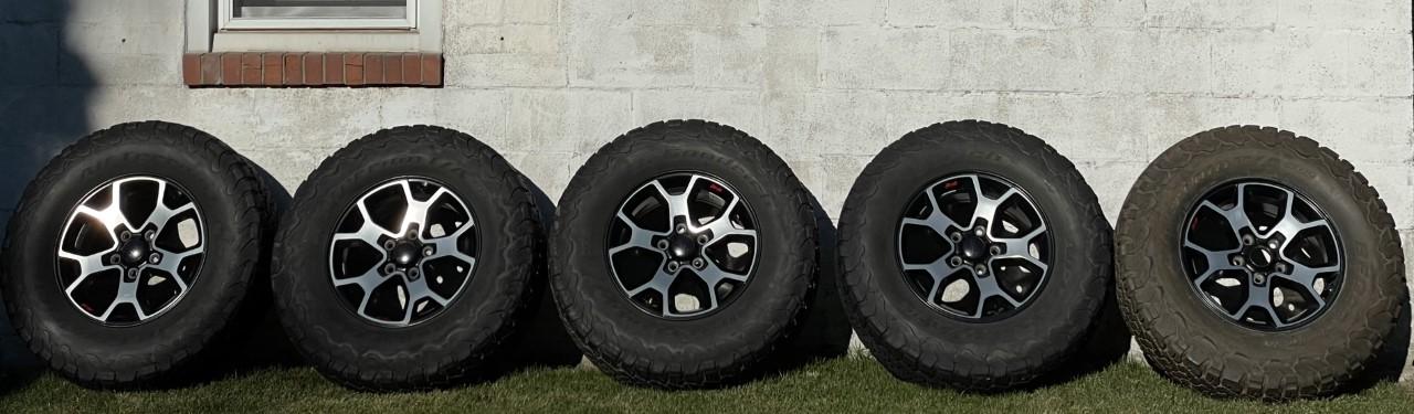 Jeep Gladiator JT JL Rubicon Wheels Tires TPMS Set of 5 - $700 - Will deliver Michigan/Ohio/Indiana/Illinois IMG2
