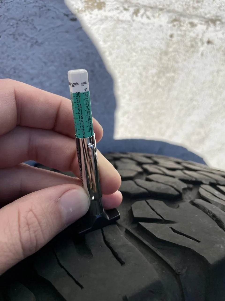 Jeep Gladiator JT JL Rubicon Wheels Tires TPMS Set of 5 - $700 - Will deliver Michigan/Ohio/Indiana/Illinois IMG9