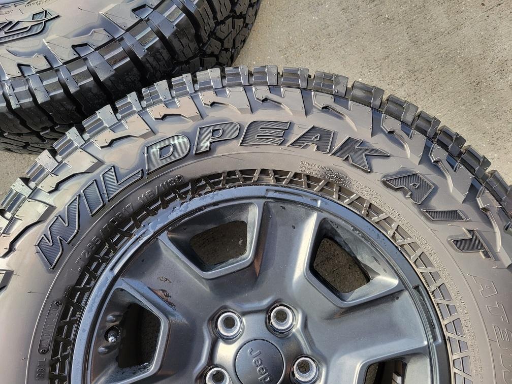 Jeep Gladiator Mojave Takeoffs + Spare: $850 20221130_084308