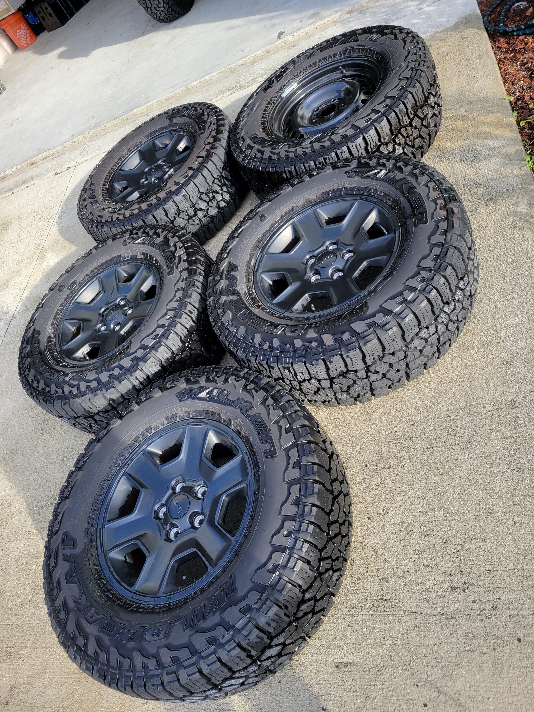 Jeep Gladiator Mojave Takeoffs + Spare: $850 20221130_084331