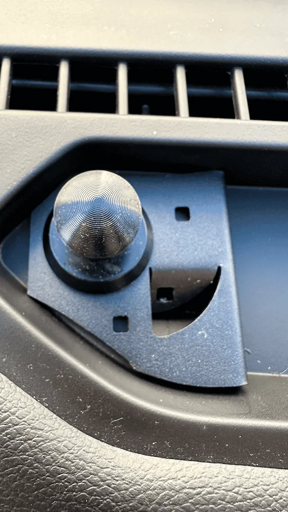 Jeep Gladiator Bulletpoint Driver Side Single Base Install Issues IMG_0401
