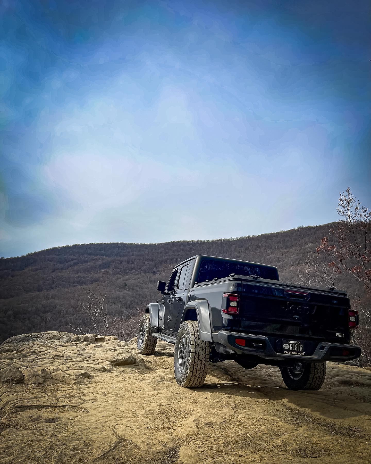 Jeep Gladiator Gladiator Glamour Shots F63F2630-6328-46B5-A625-A0C683DB84AC