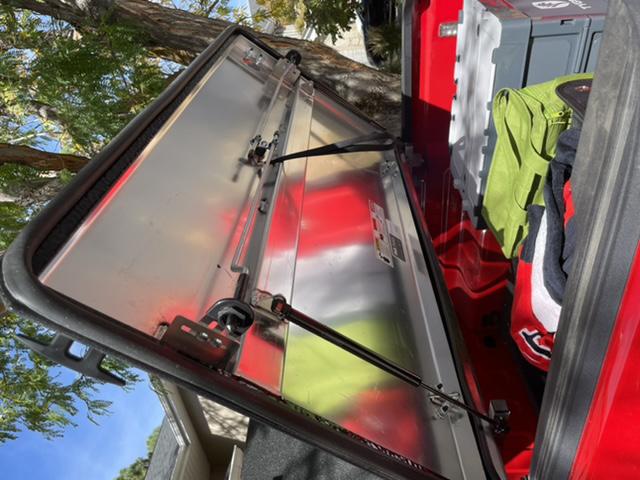 Jeep Gladiator $1200 Diamondback cover - smooth black 23261E77-C753-4C1A-8514-4AEF2CEFD0B2