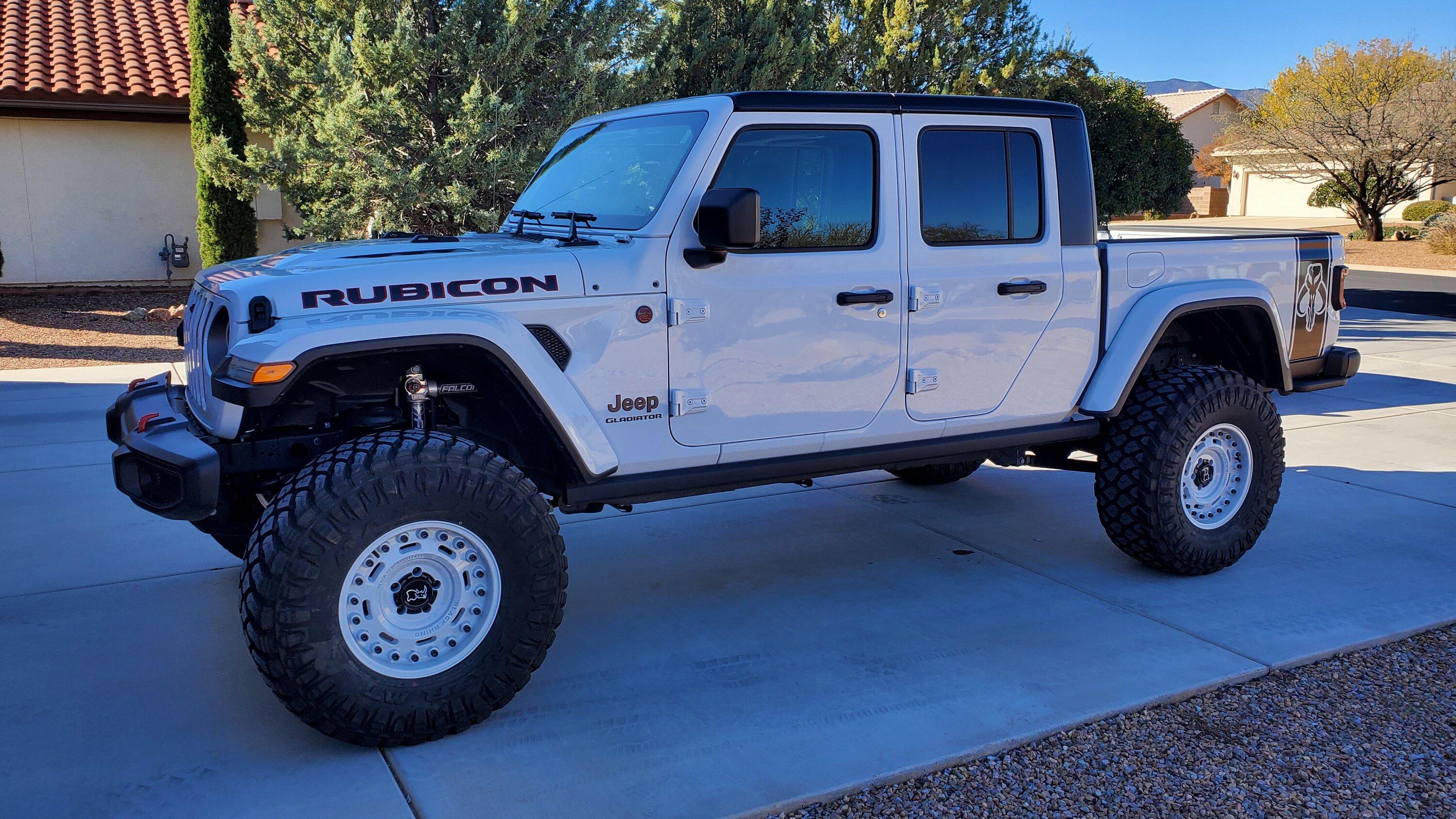 Jeep Gladiator Lets see all those Gladiators with lifts and bigger tires! 20221126_100535