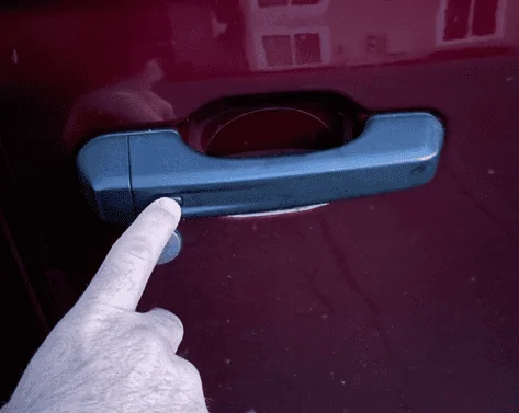 Jeep Gladiator Delay before locking doors works when using proximity key 1669990558471
