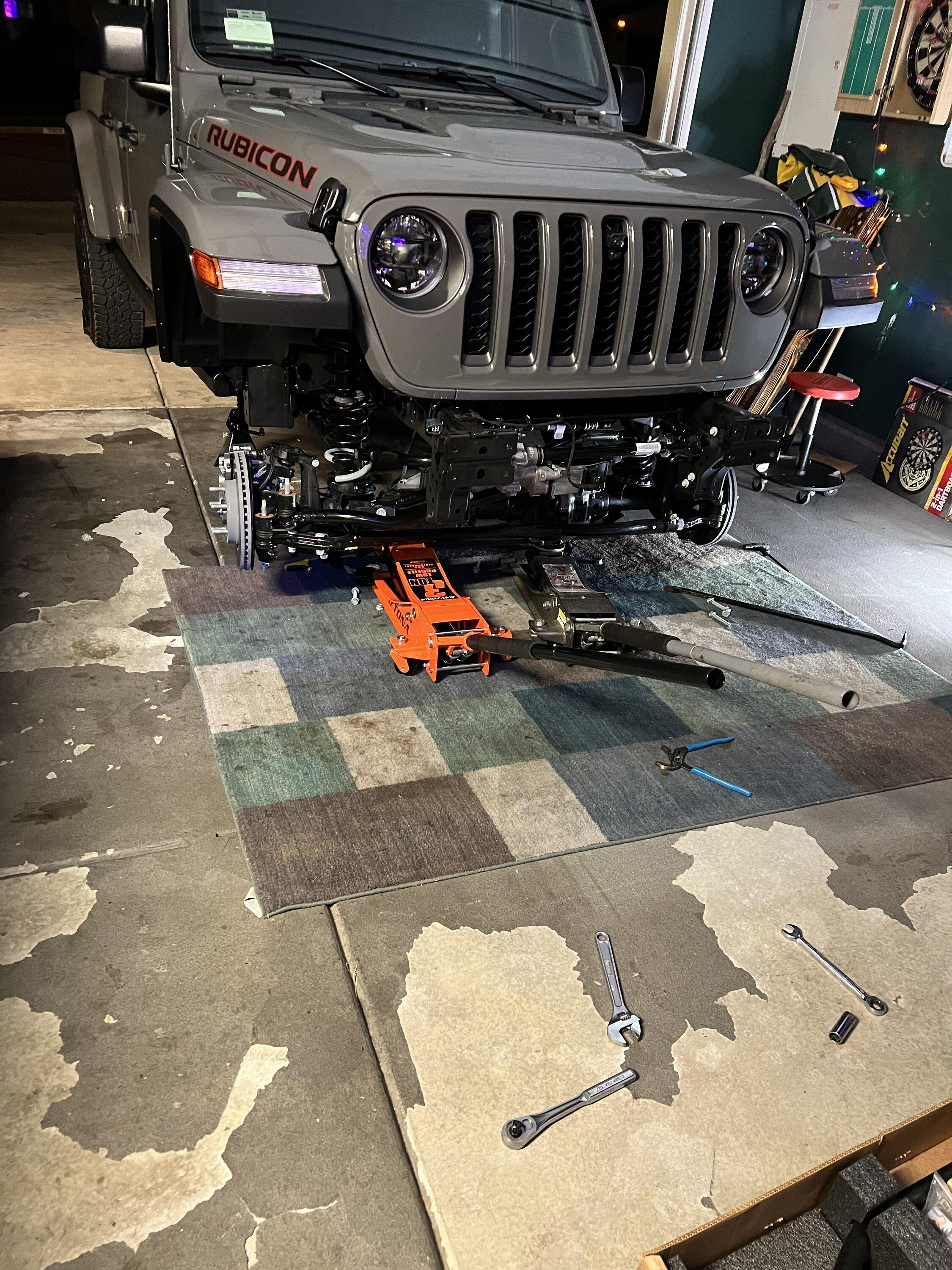 Jeep Gladiator Clayton 3.5 overland plus help F6772BE1-77F4-492E-9C06-4E5F7DA327BE