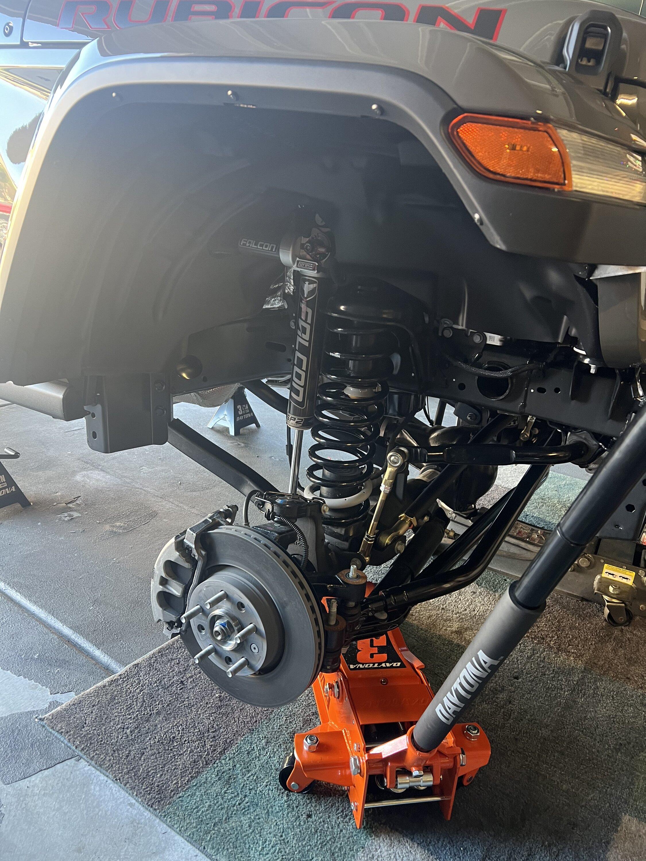 Jeep Gladiator Clayton 3.5 overland plus help 4FC5FA09-DF8E-4D95-8D3D-D1B8EDB83B43