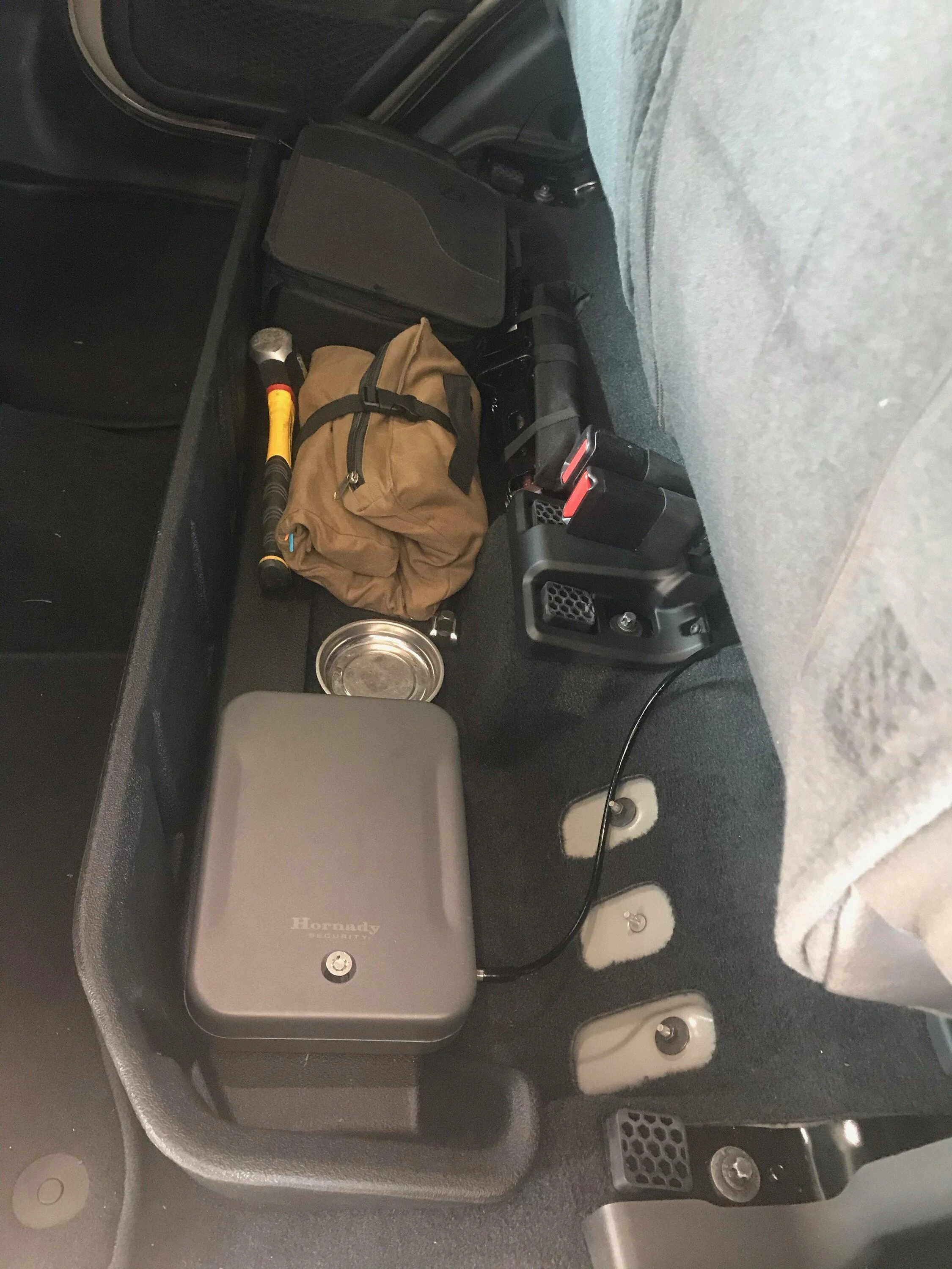 Jeep Gladiator Need recommendations for center console gun safe IMG_1606