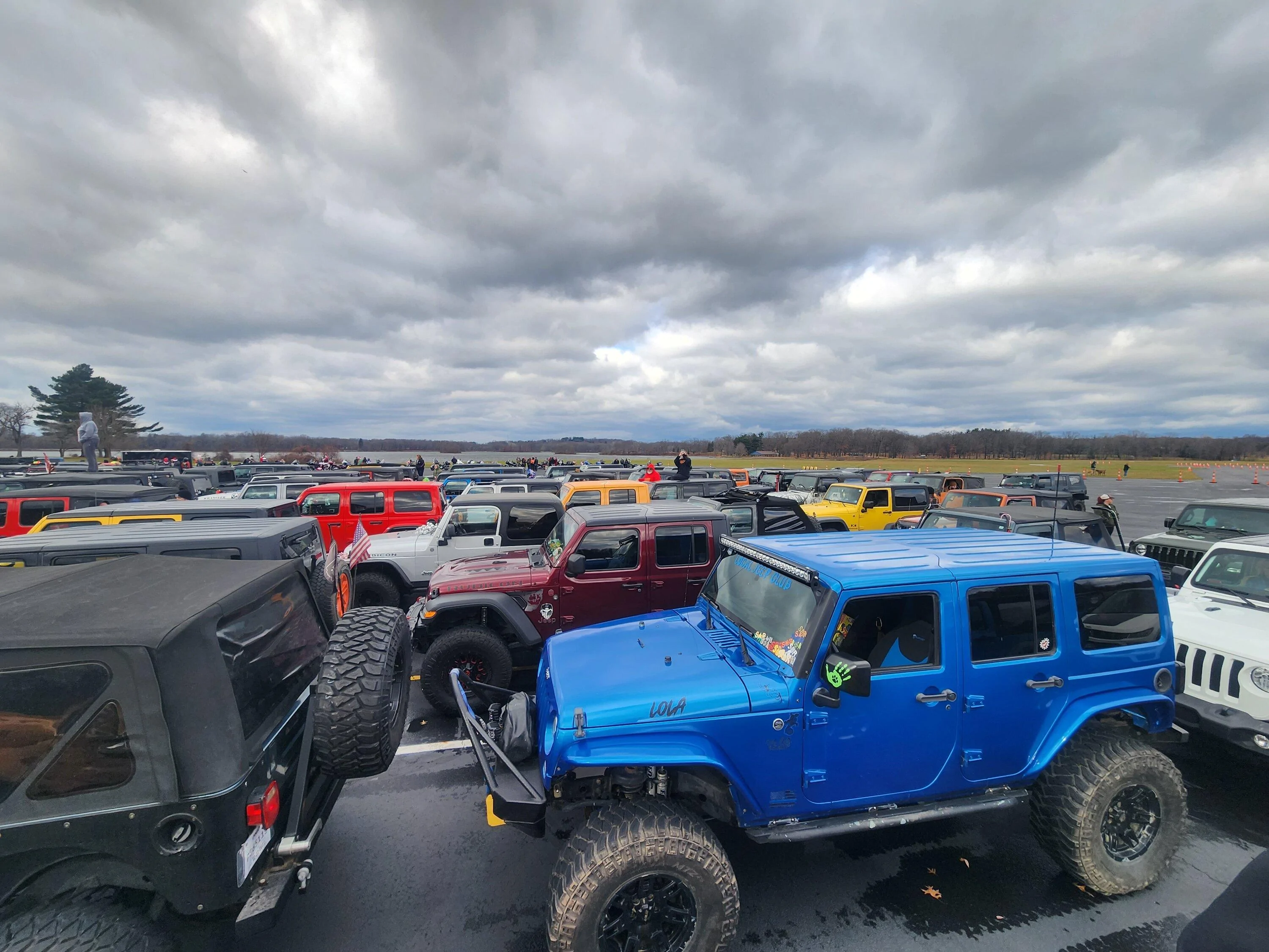 Jeep Gladiator Jeeps Parking Next To Jeeps 20221203_121631