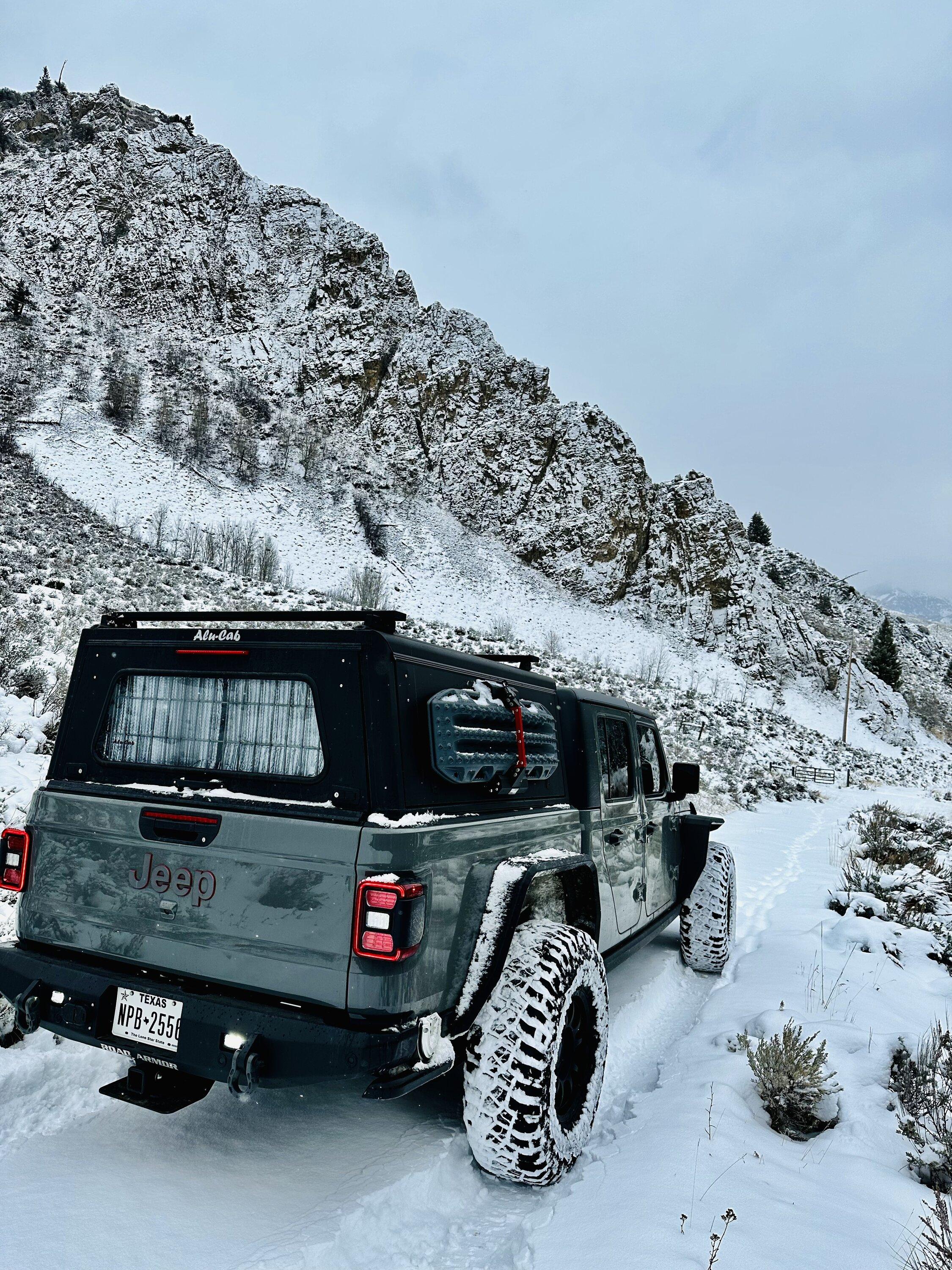 Jeep Gladiator 8500mi Winter Big Circle 2022 Survived in Gladiator F21DC9FE-4D39-412B-AA25-F72D5F7AA11F