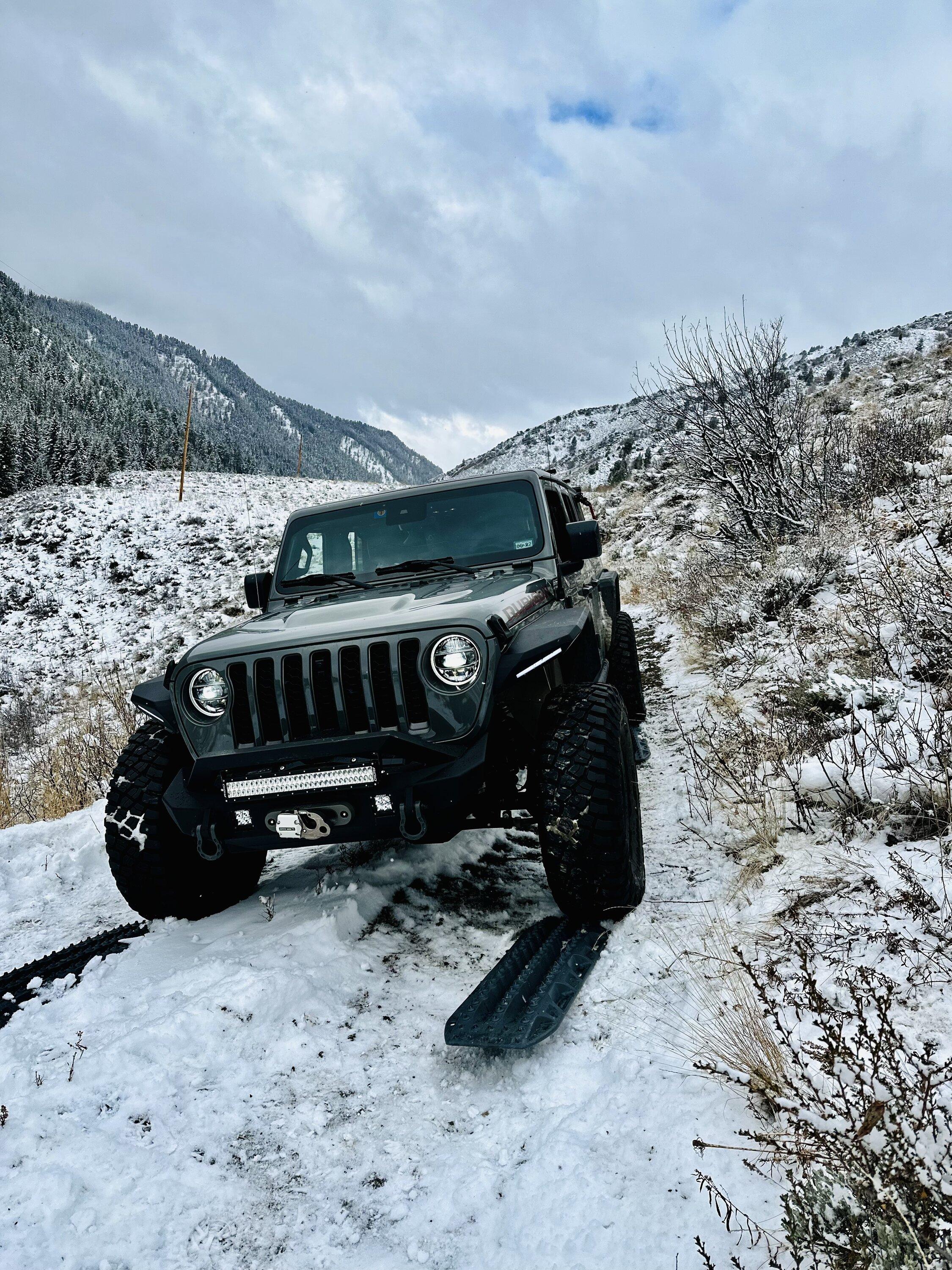 Jeep Gladiator 8500mi Winter Big Circle 2022 Survived in Gladiator C3A9487F-4F8E-4E1B-91A2-EEE084ED2F33