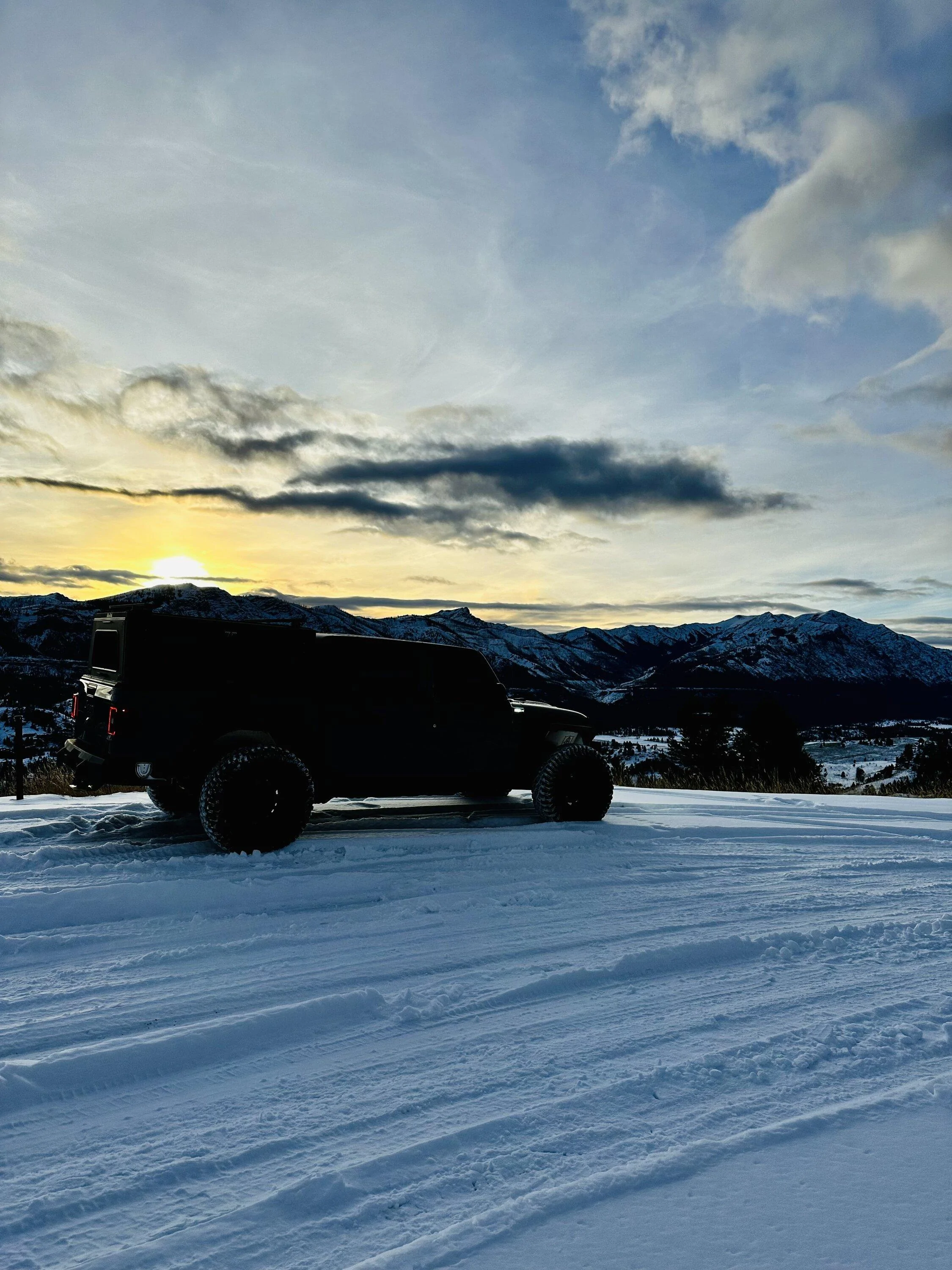 Jeep Gladiator 8500mi Winter Big Circle 2022 Survived in Gladiator 1817FBC2-56D9-4C7A-9CED-DE24E7159CE7