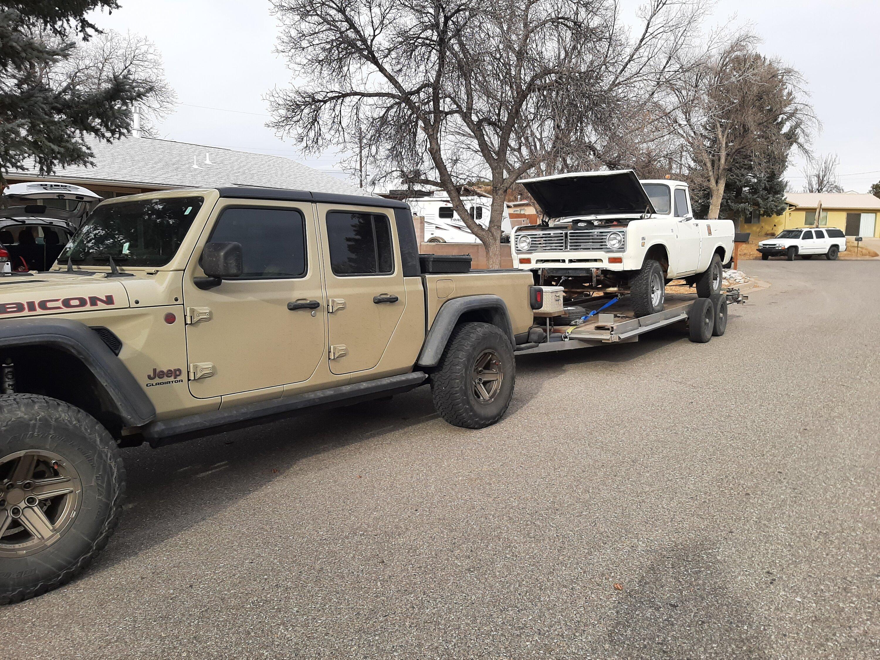 Jeep Gladiator What did you HAUL in your JT today? 20221203_093458