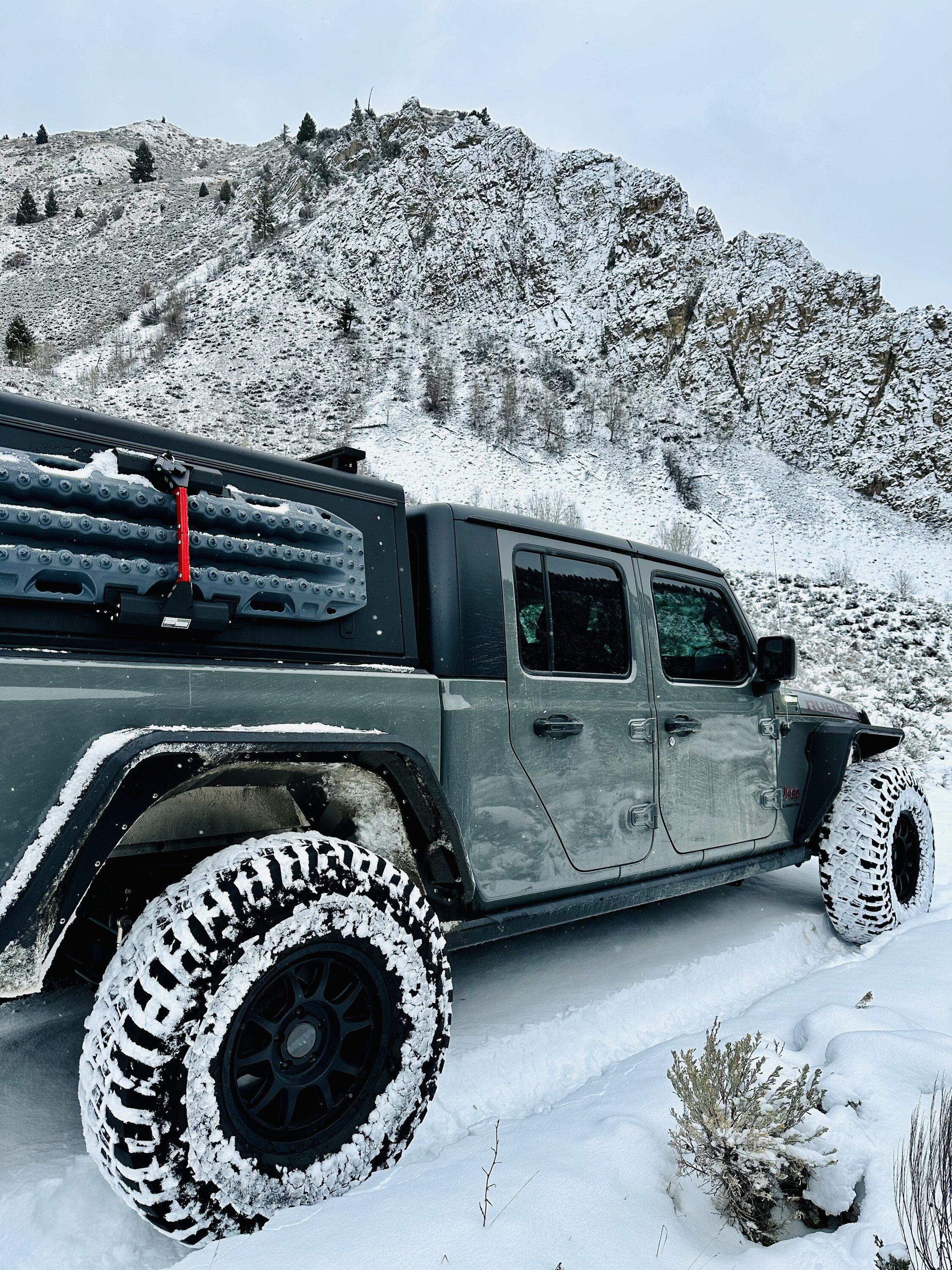 Jeep Gladiator I Love Winter... Post Your Snow Pics ❄️ ? 39DA24C3-D7AE-4745-8BAF-5B659F91ACC9