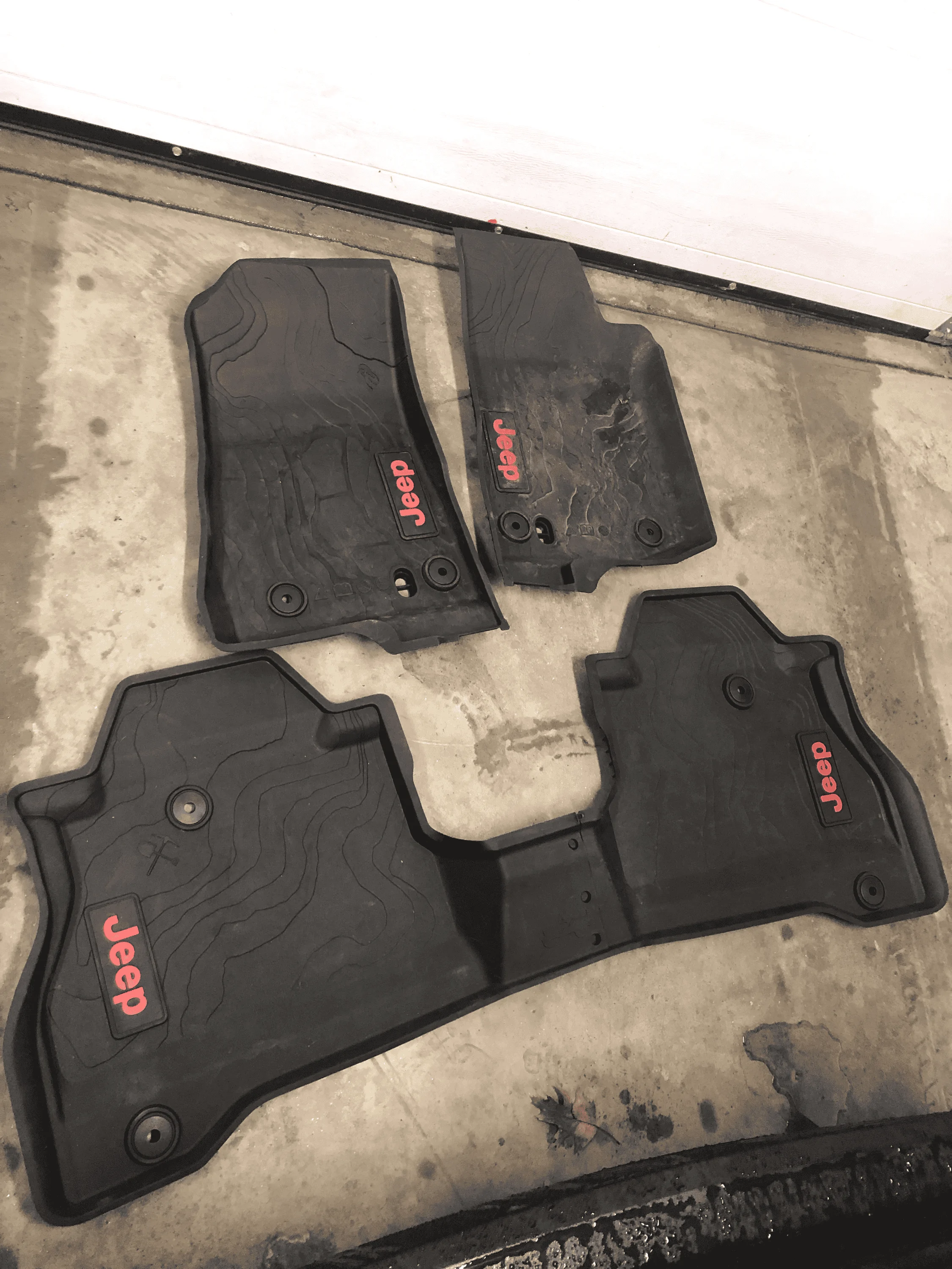 Jeep Gladiator Jeep All Weather Floor Mats tempImagehNCTY4