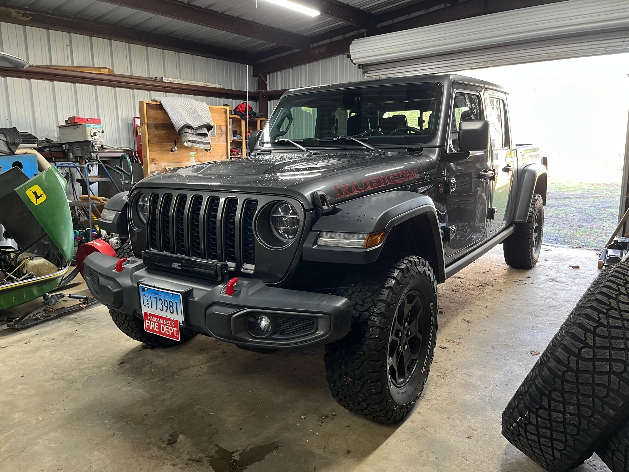 Jeep Gladiator Rock Trix 17x9 et+12 with Goodyear Territory MT 315/70r17 initial review IMG_1711