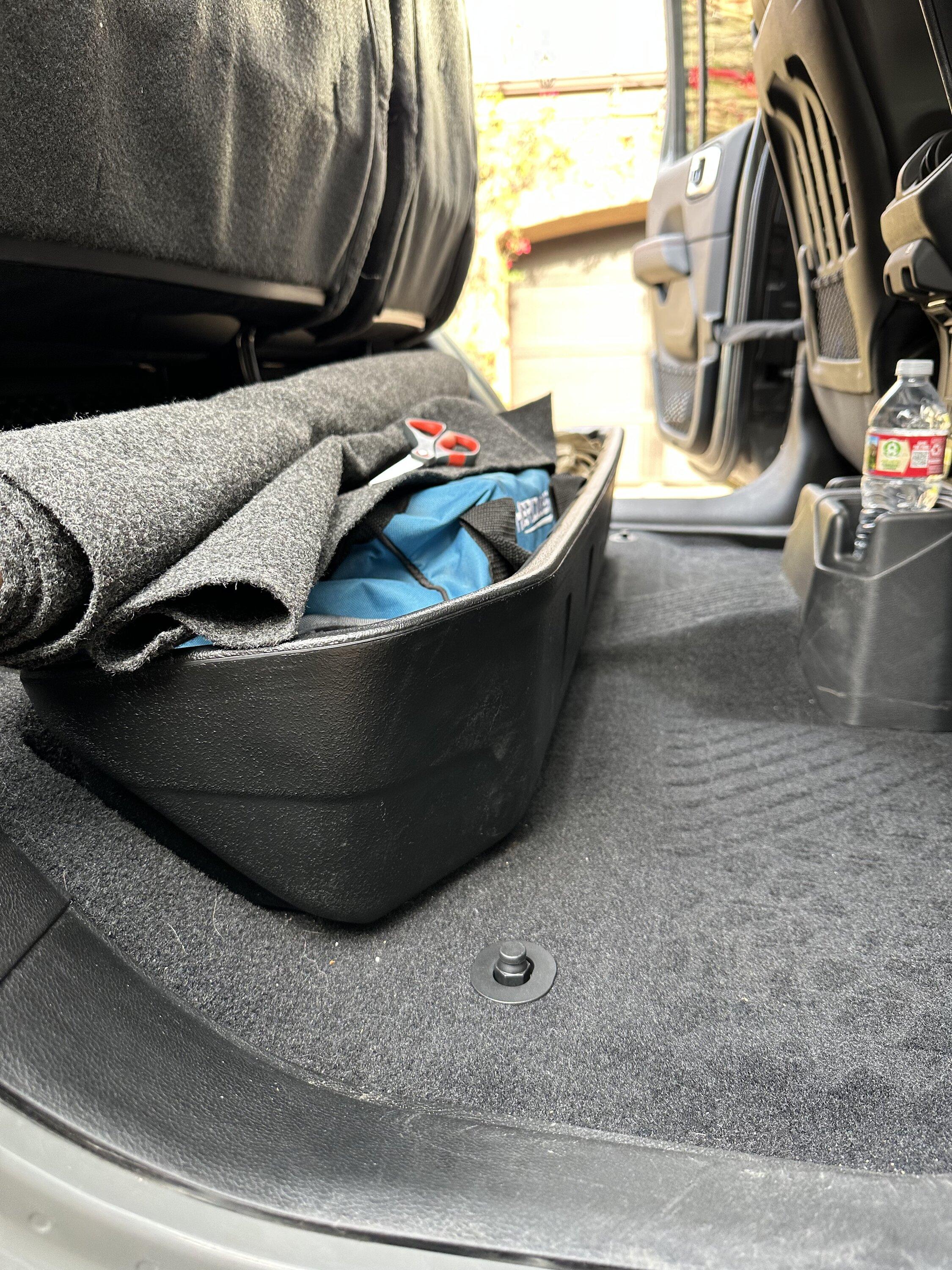Jeep Gladiator Installed carpet on the rear storage box! 0E4FA080-022B-4C70-B30F-15E4C4EA6C9F