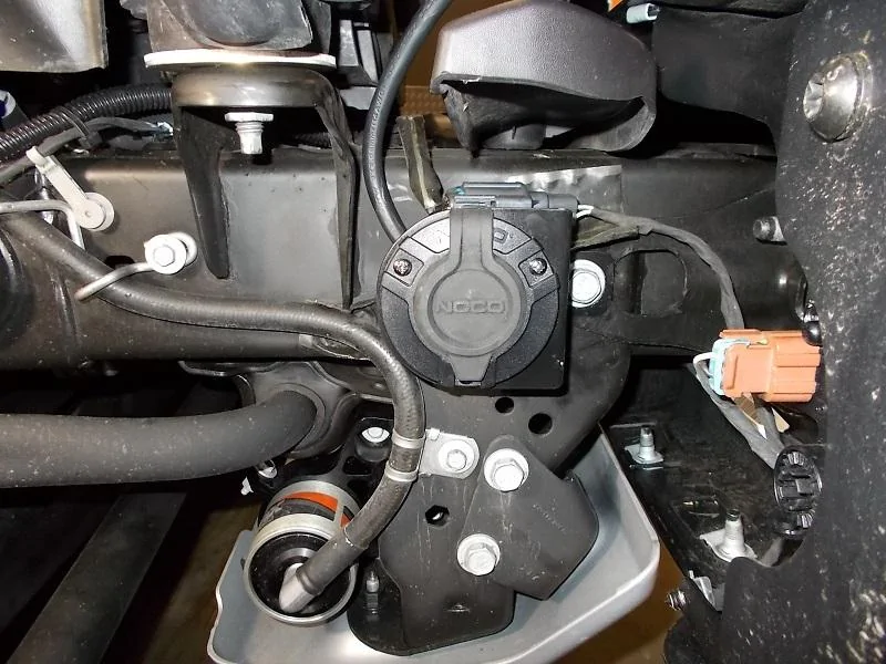 Jeep Gladiator NOCO Genius 2D Onboard Battery Charger Install DSCN4607E