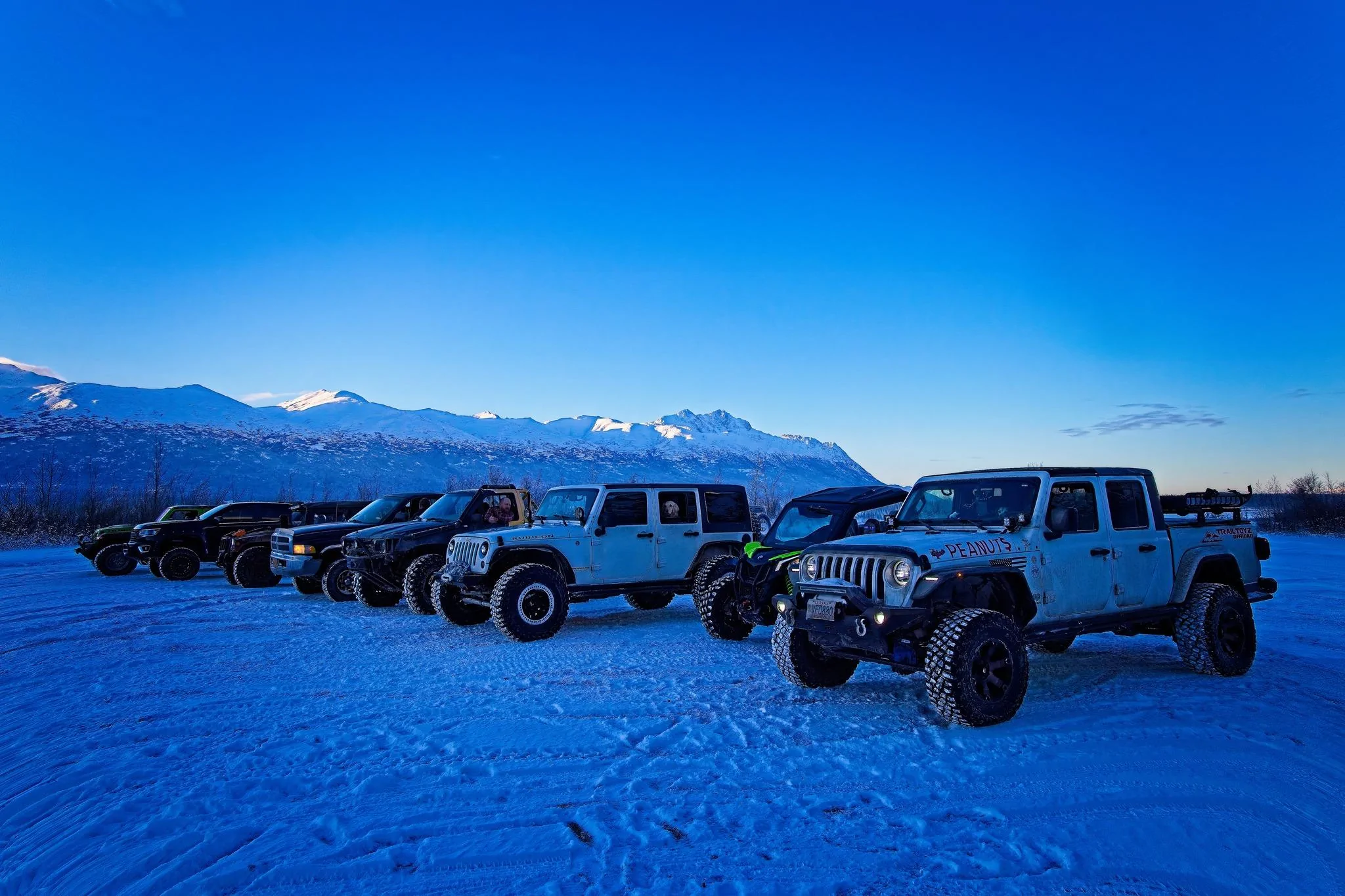 Jeep Gladiator I Love Winter... Post Your Snow Pics ❄️ ? Glacier run