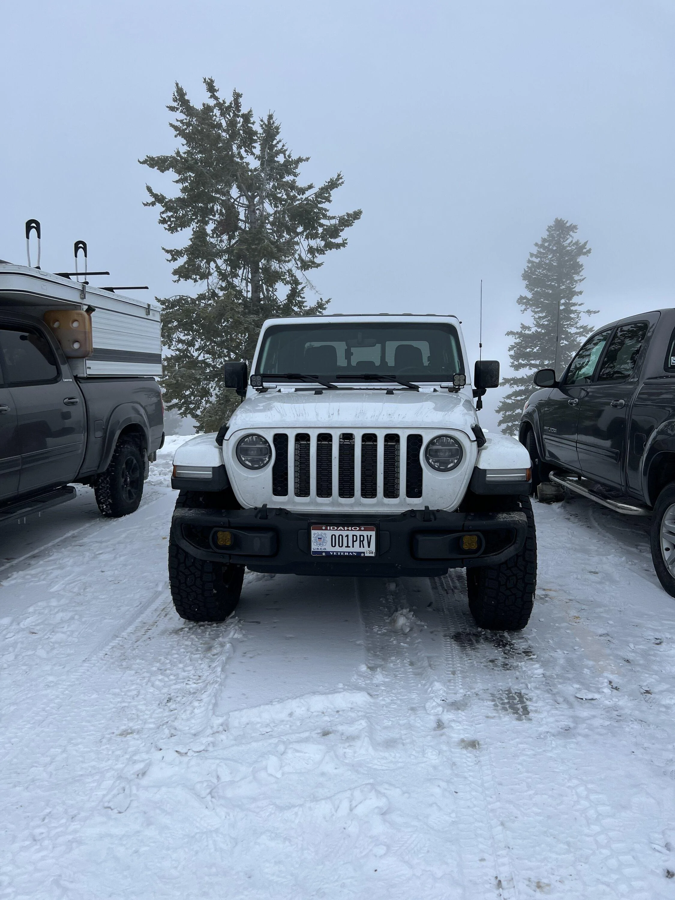 Jeep Gladiator I Love Winter... Post Your Snow Pics ❄️ ? 77F350D7-F586-47F7-A6AD-767D5D46FCB8