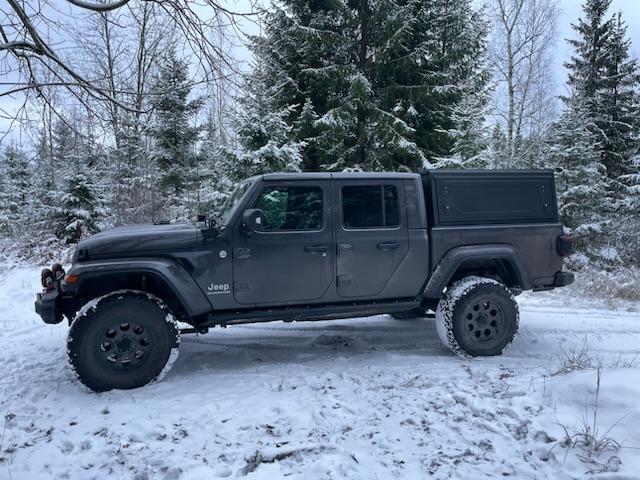 Jeep Gladiator Alu-Cab Contour Canopy Roll Call - not Camper E950B2FB-35AF-454A-B657-EF1D4AFA9166
