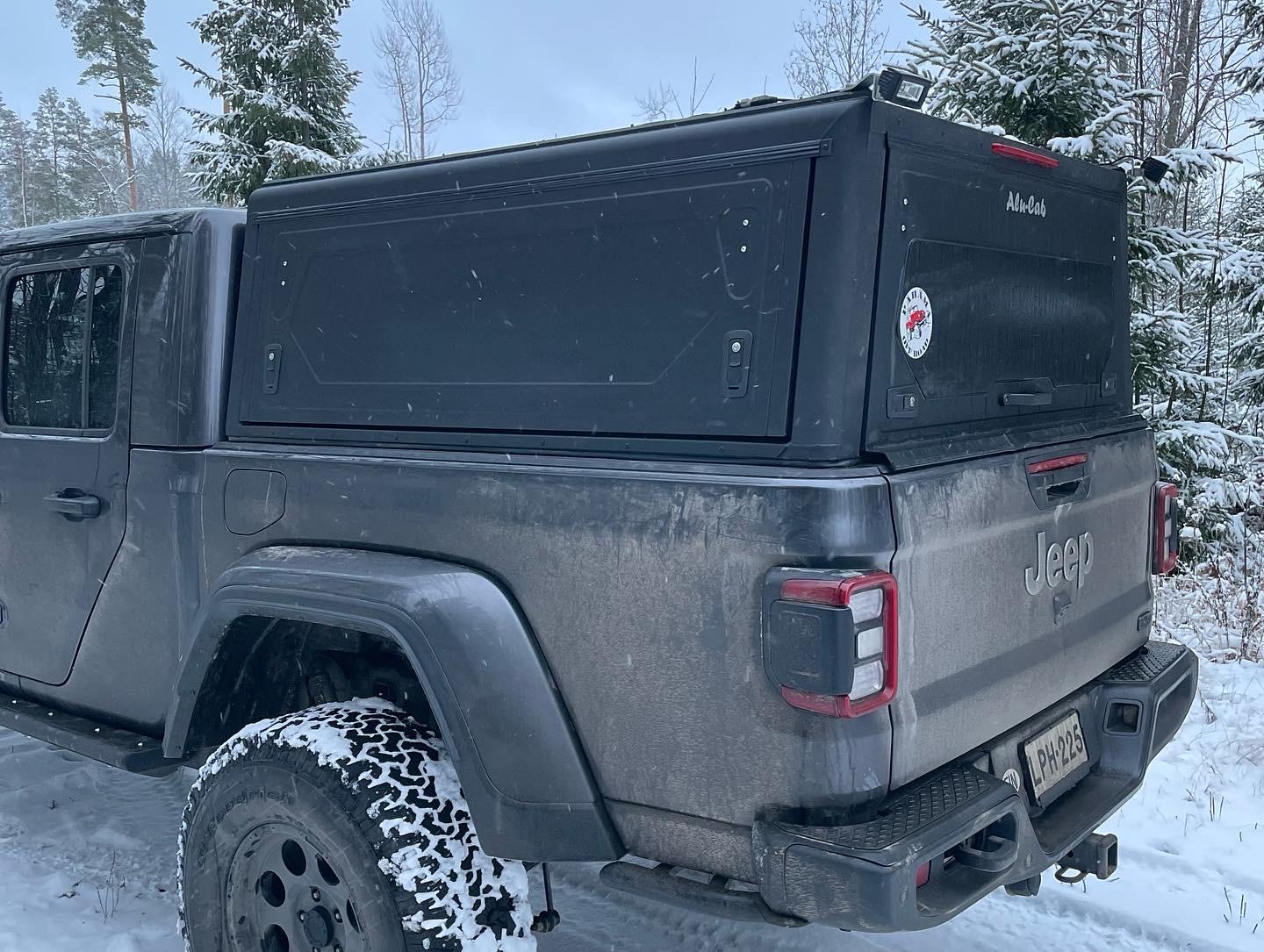 Jeep Gladiator Alu-Cab Contour Canopy Roll Call - not Camper D67C02EC-F943-4ECA-8761-80A7521EBB0D