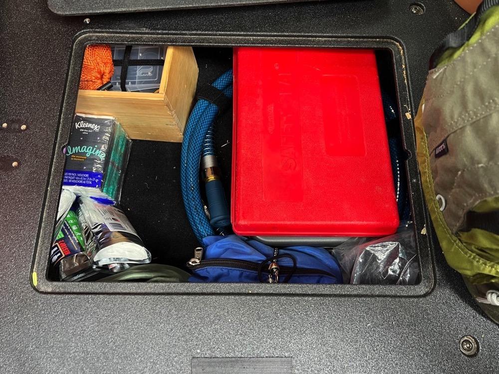 Jeep Gladiator Need recommendations for center console gun safe LockBox02
