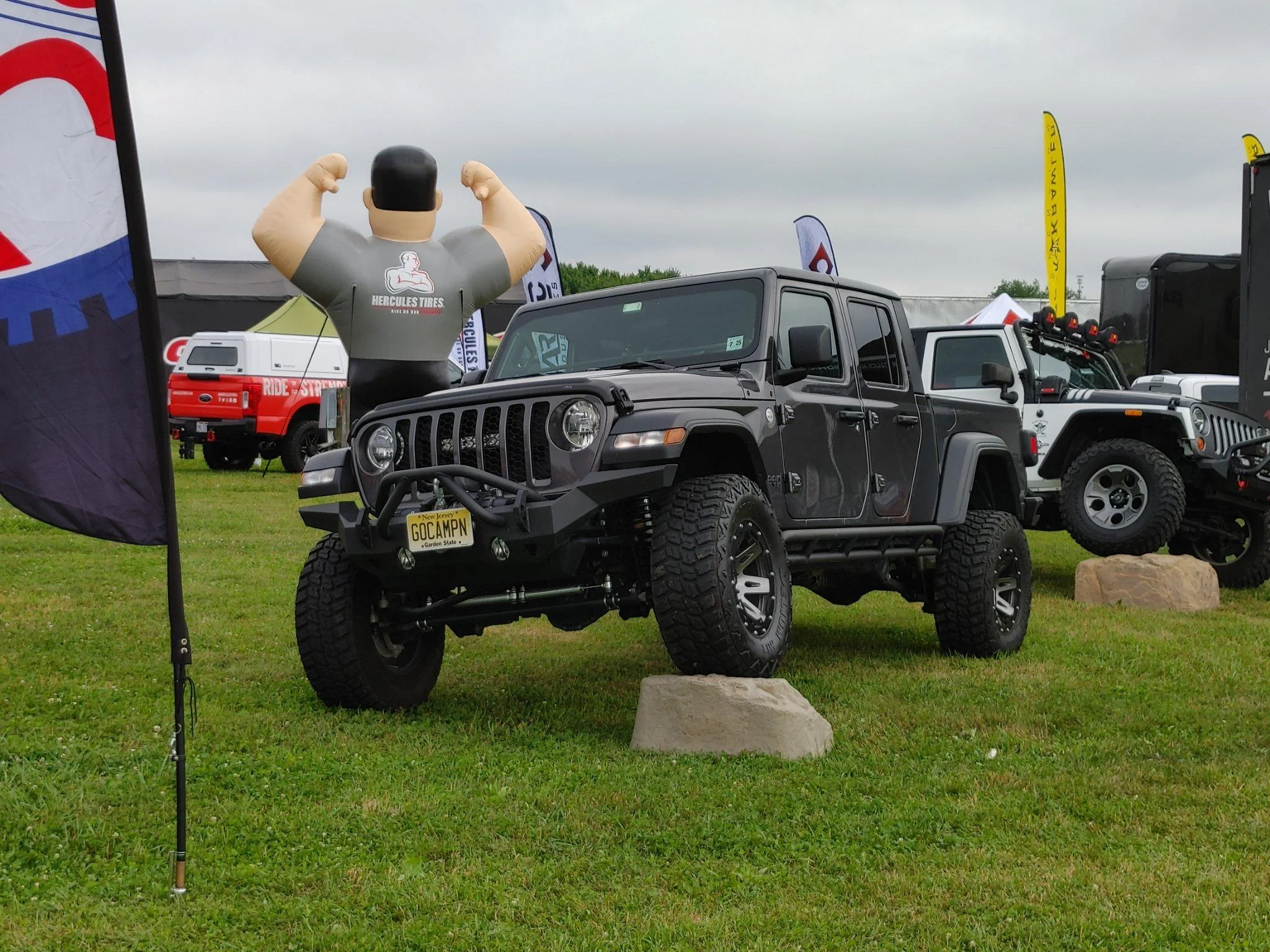 Jeep Gladiator Shipping is outrageous 280529504_126714999975719_6281331621994431337_n