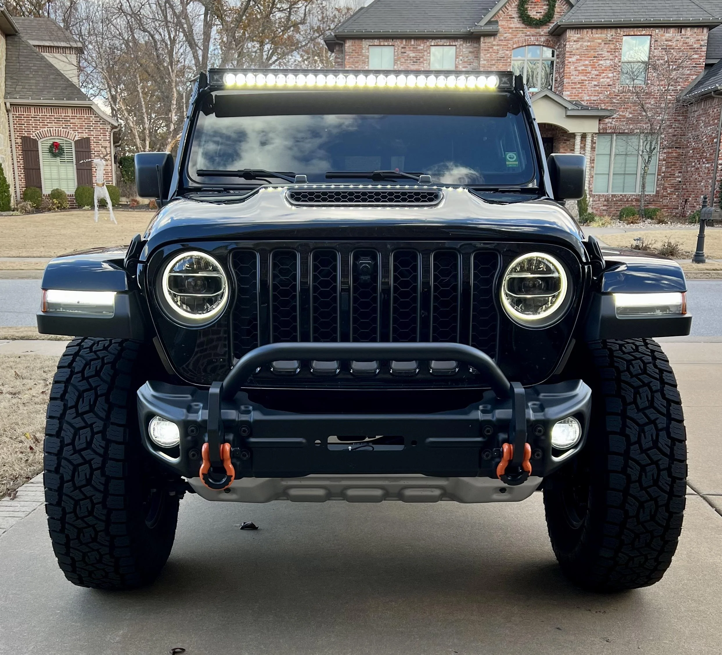 Jeep Gladiator 2021 Gladiator Mojave $55,000 43C8C703-E5A5-475B-8F83-41AA527479D8