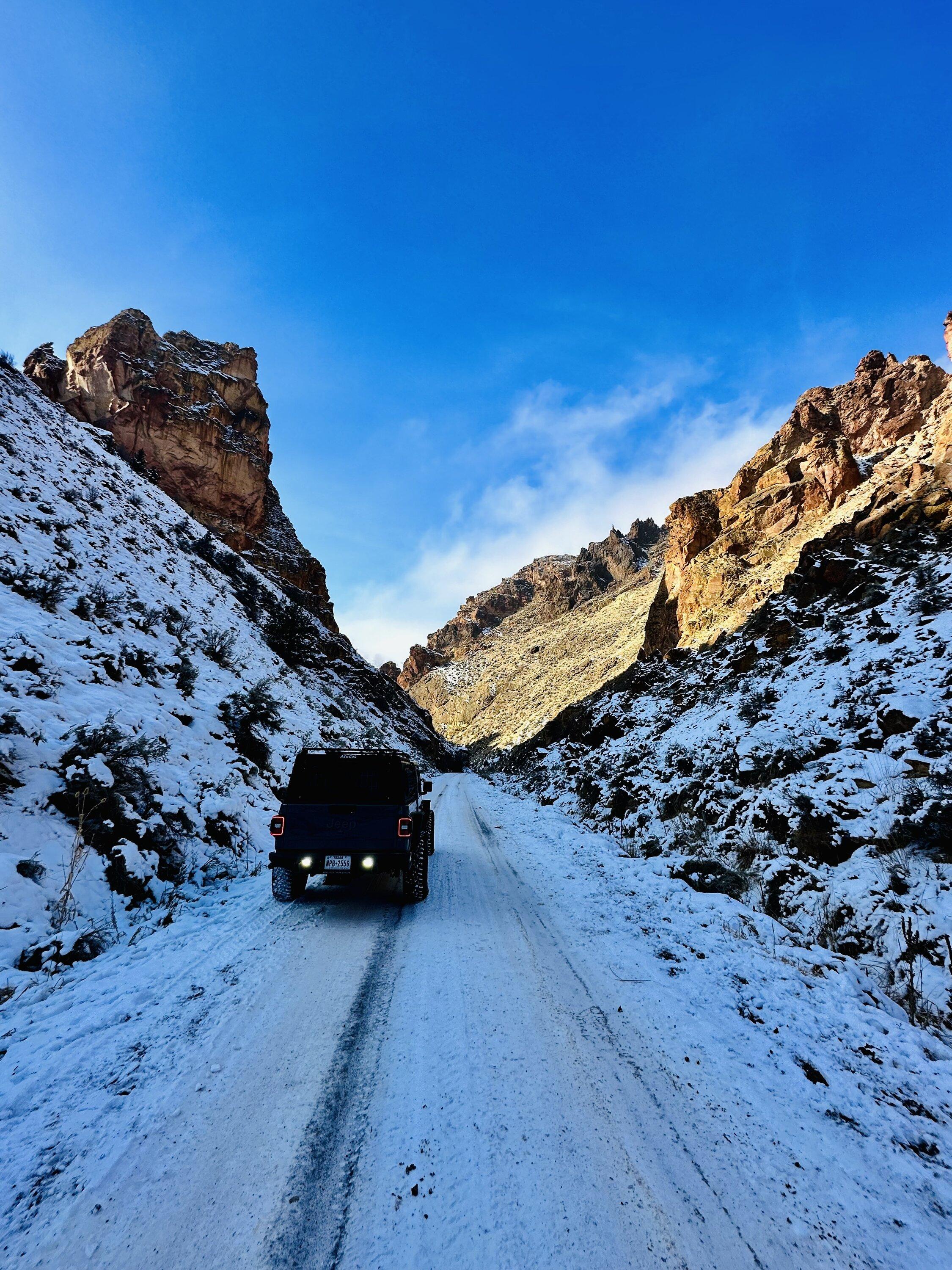 Jeep Gladiator I Love Winter... Post Your Snow Pics ❄️ ? 7F9150EE-9B88-48F9-83DA-2D7EAD29AC35
