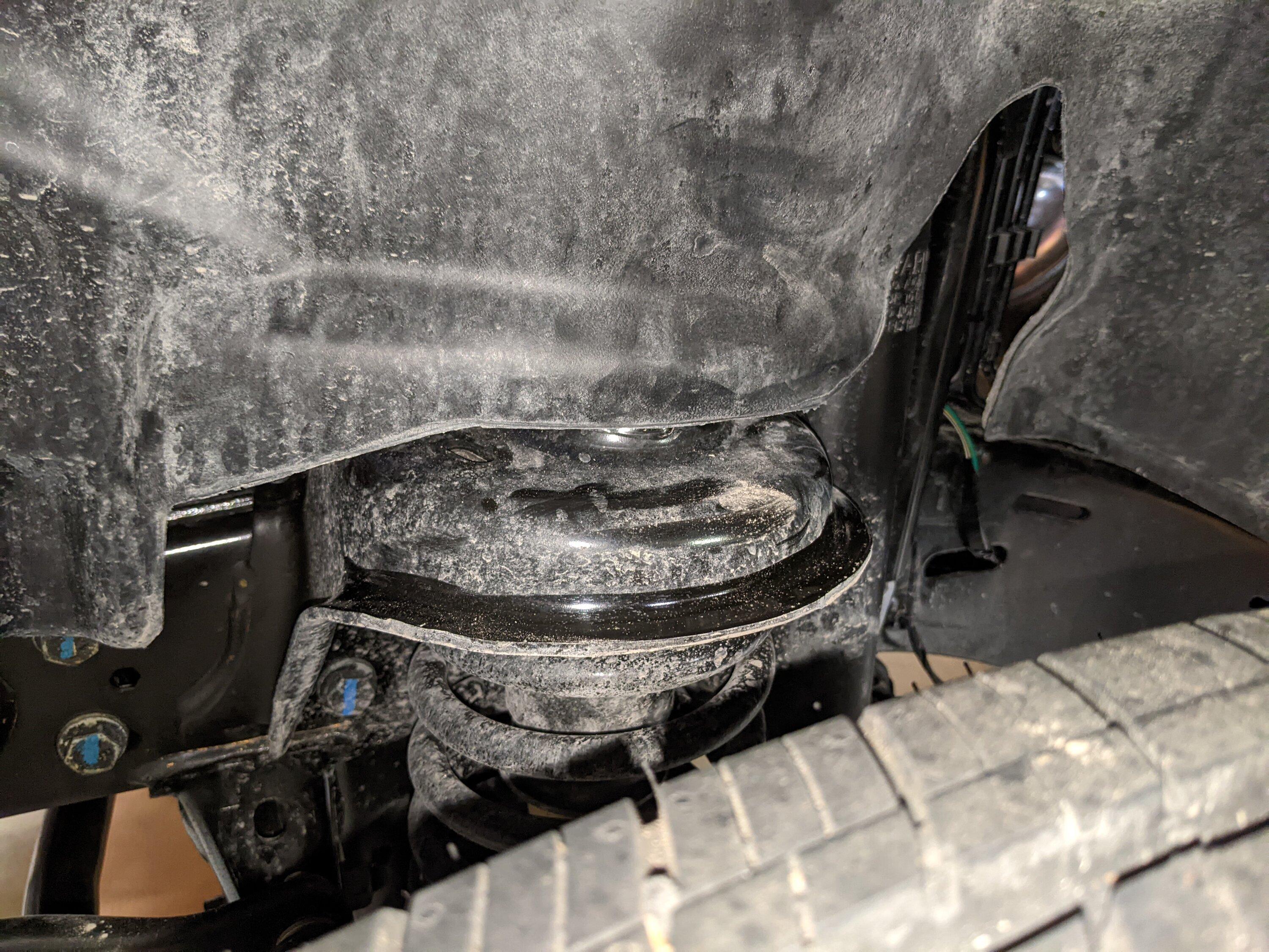 Jeep Gladiator Add a Closeout for Wheel Wells? 2022-12-07 06.56.32