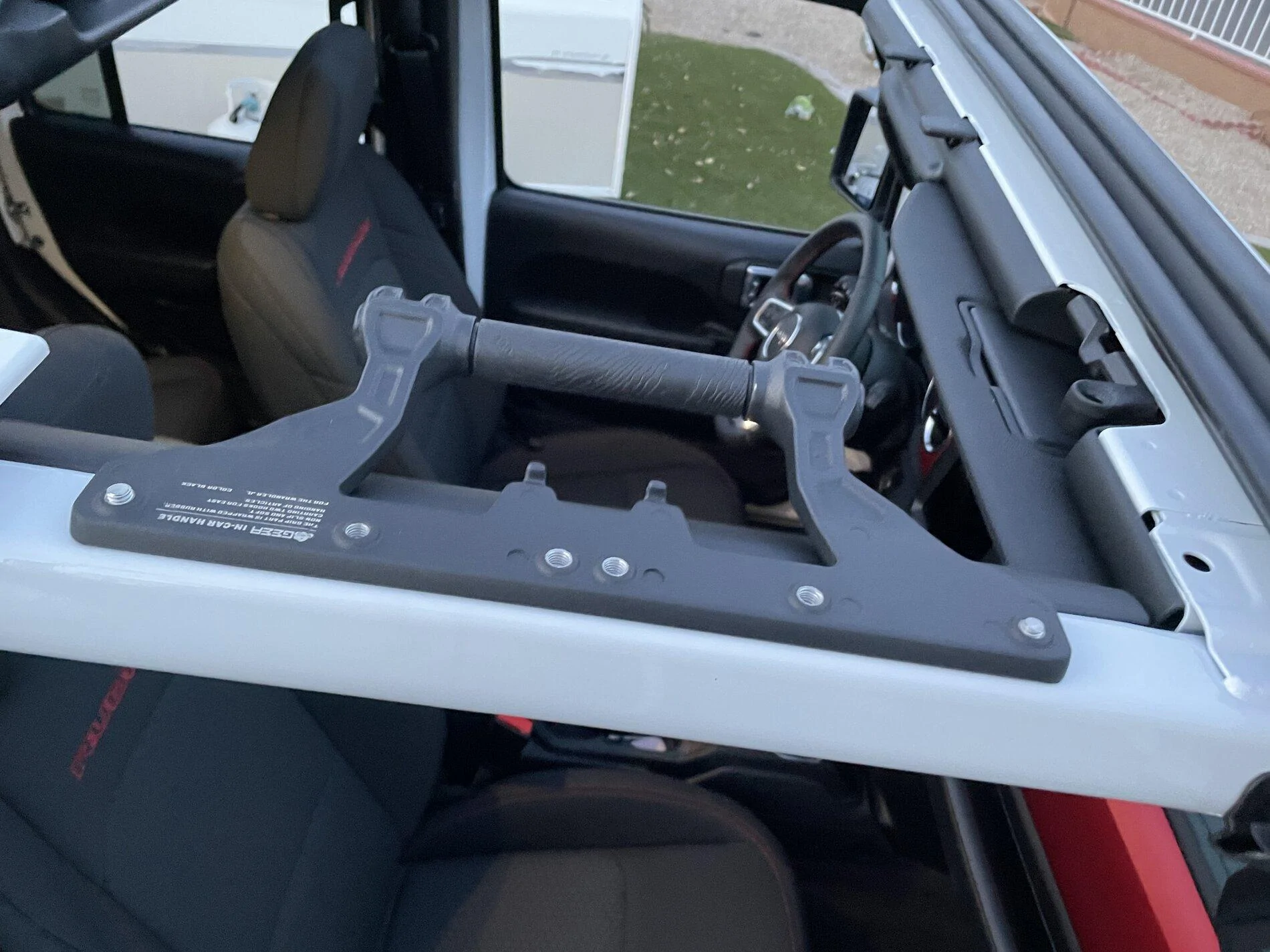 Jeep Gladiator Low-Profile Grab Handle 8c67ef80-4d42-4be7-ab4a-b4d69dd76221-jpeg