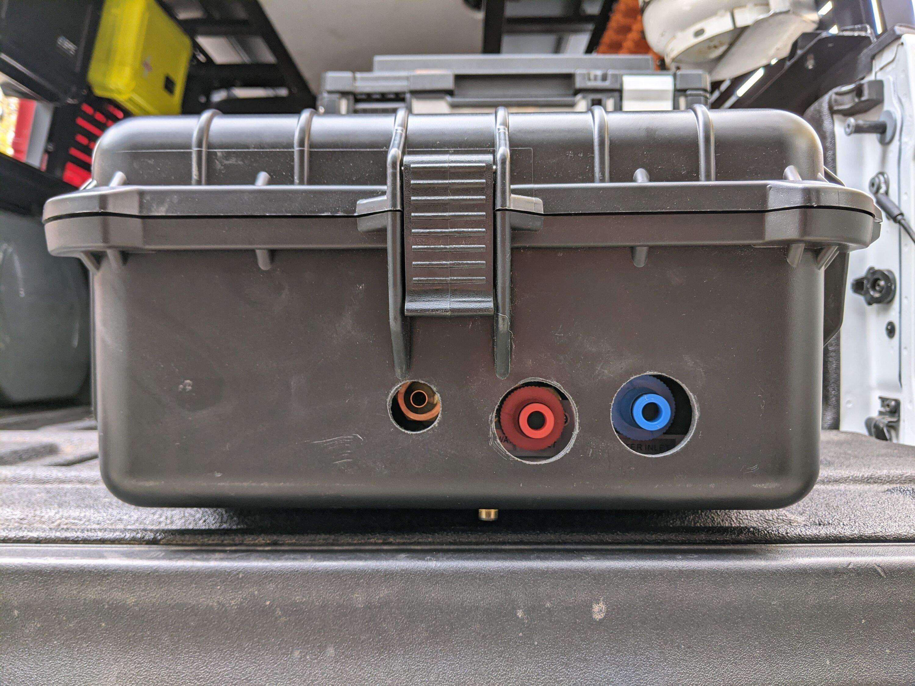 Jeep Gladiator Overland Portable Hot Water Shower box kit PXL_20211031_172221201