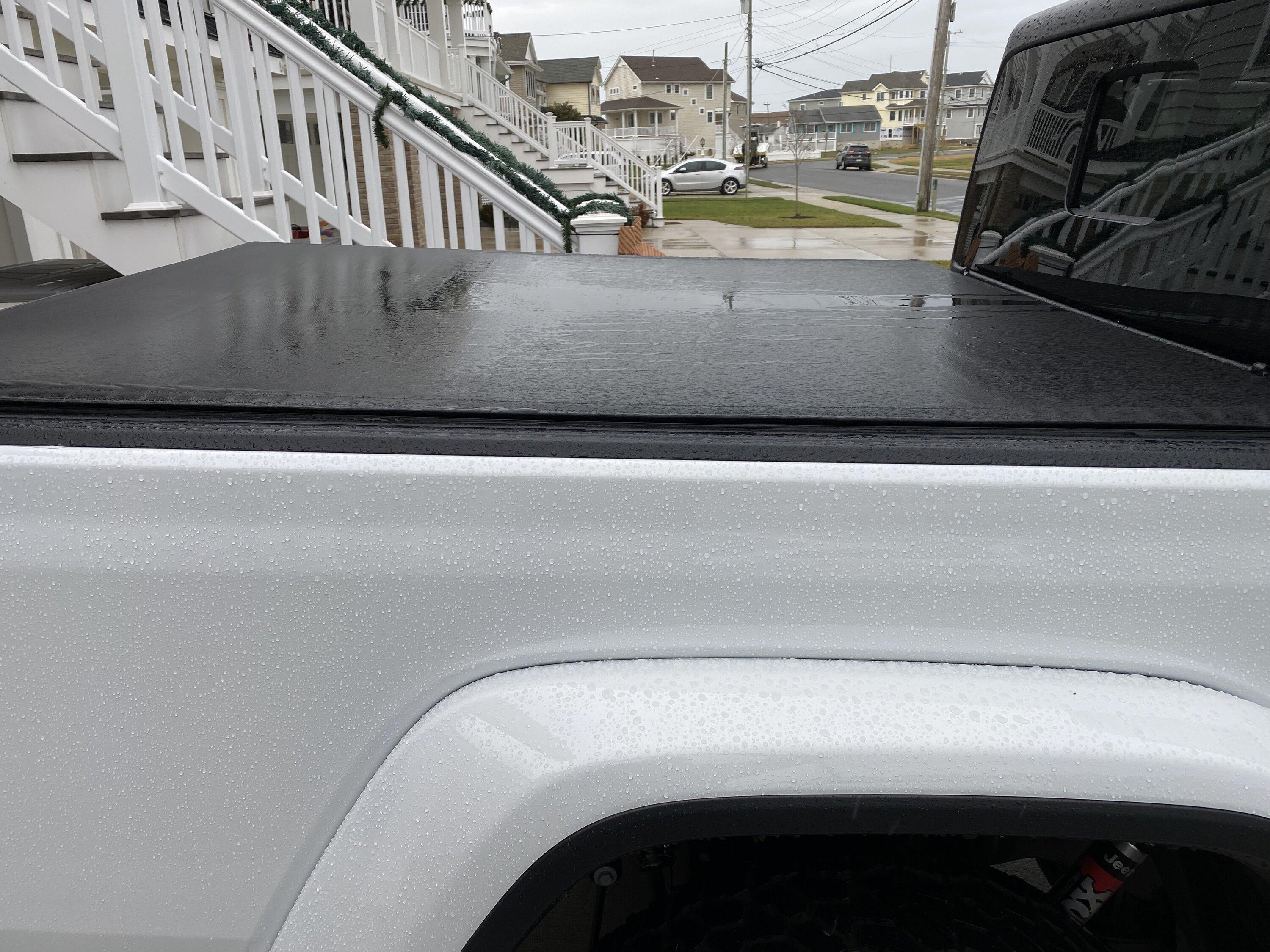 Jeep Gladiator Truxedo 1523216 Sentry CT Truck Bed Cover for 20-22 Jeep Gladiator JT IMG_3957