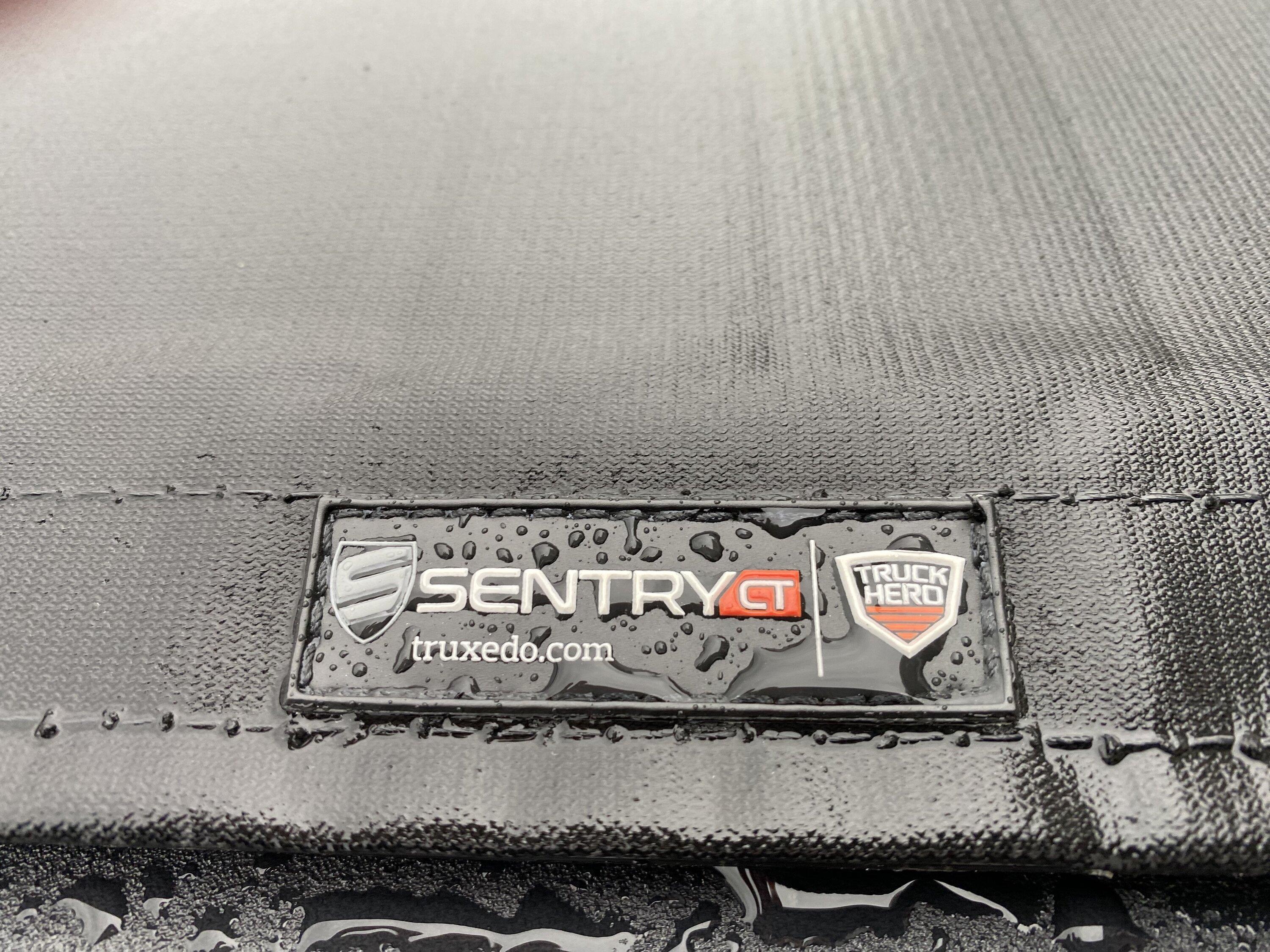 Jeep Gladiator Truxedo 1523216 Sentry CT Truck Bed Cover for 20-22 Jeep Gladiator JT IMG_3958