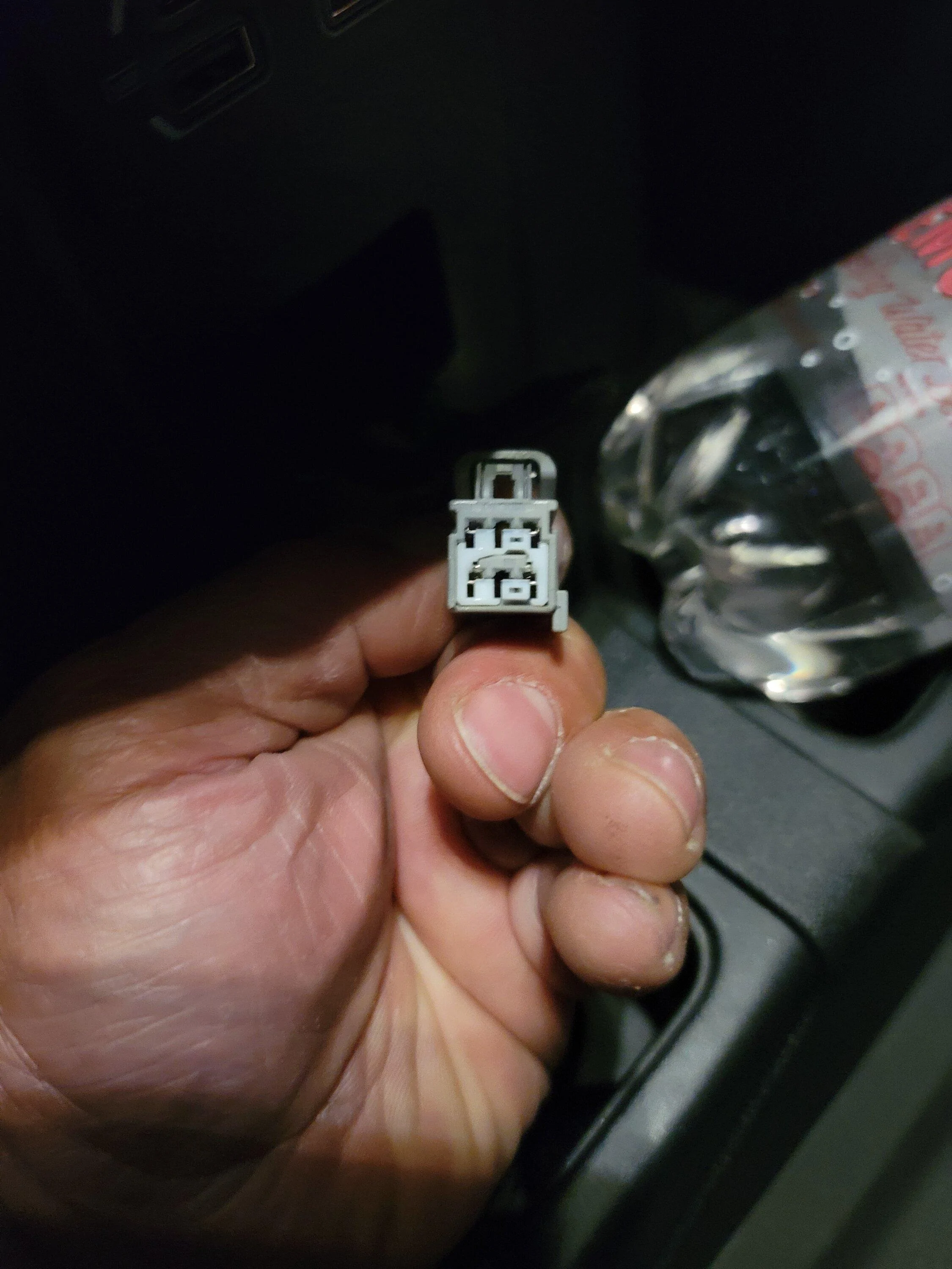 Jeep Gladiator 115V Outlet and Inverter Delete 20221123_192246