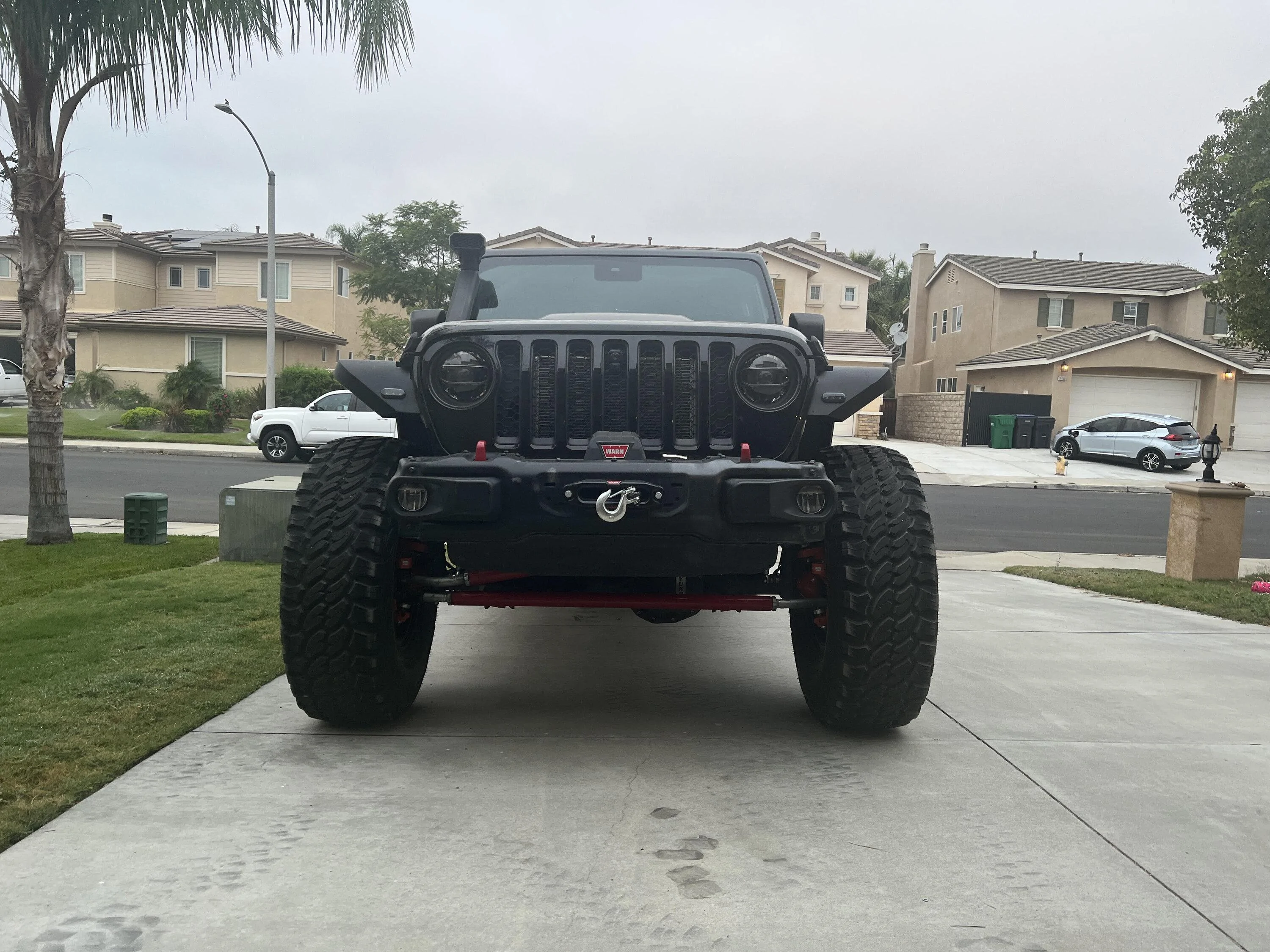 Jeep Gladiator Are you all super rich or is there a method I don’t get?! 40sfront