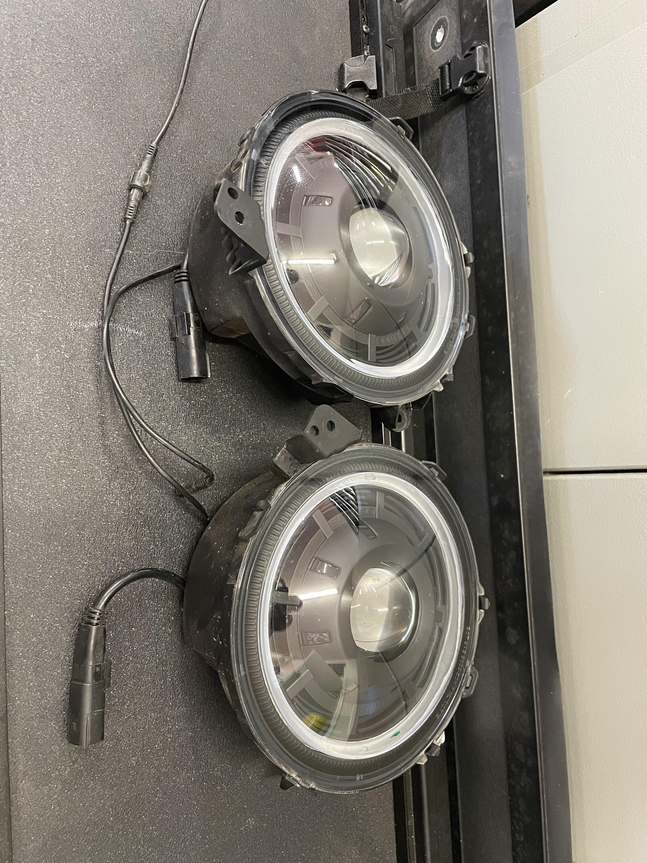 Jeep Gladiator Oracle headlights CB628519-BA05-44B0-8D29-C4F67368C065