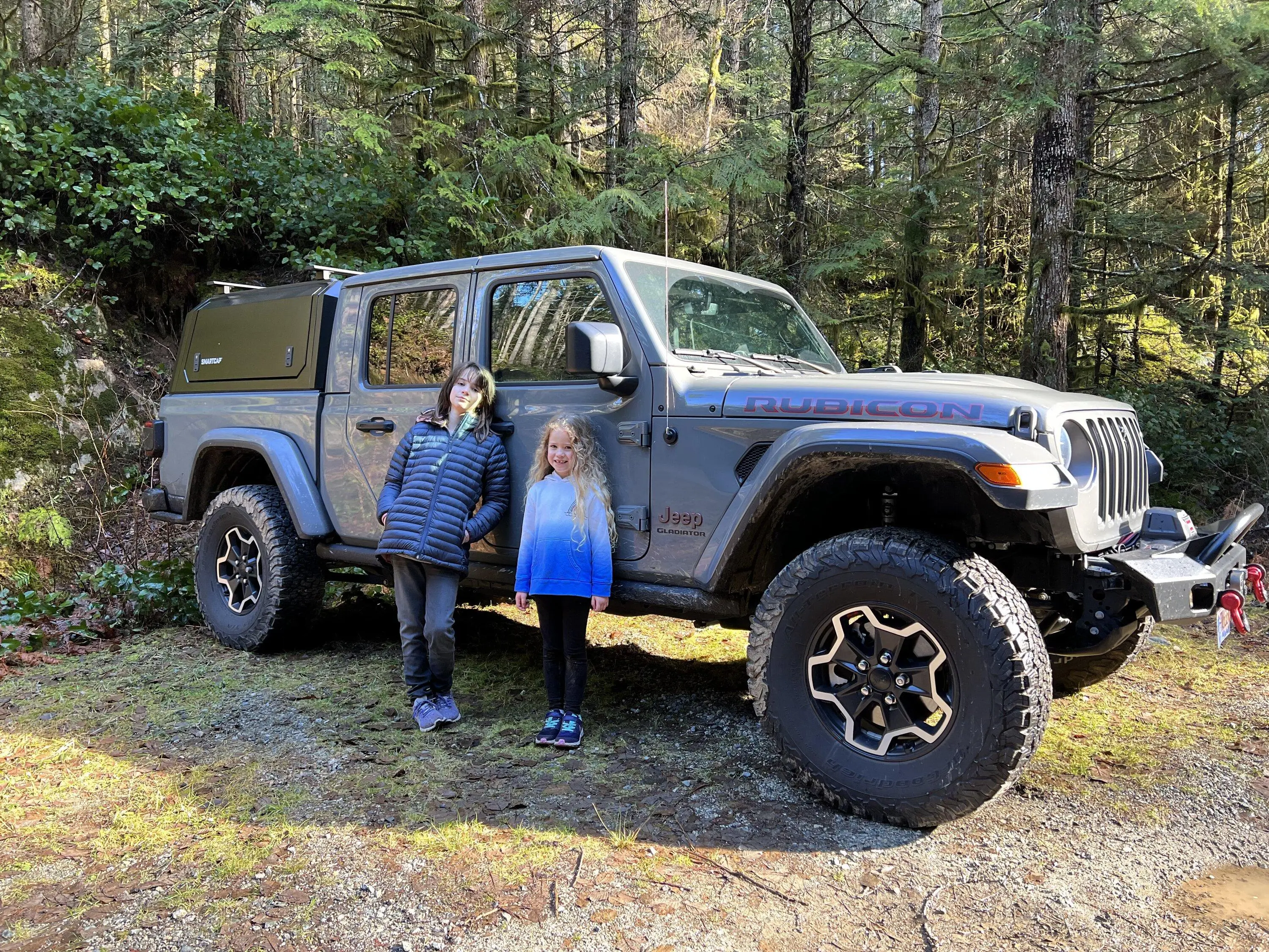 Jeep Gladiator Anyone running 35s on stock wheels without issues? IMG_0977