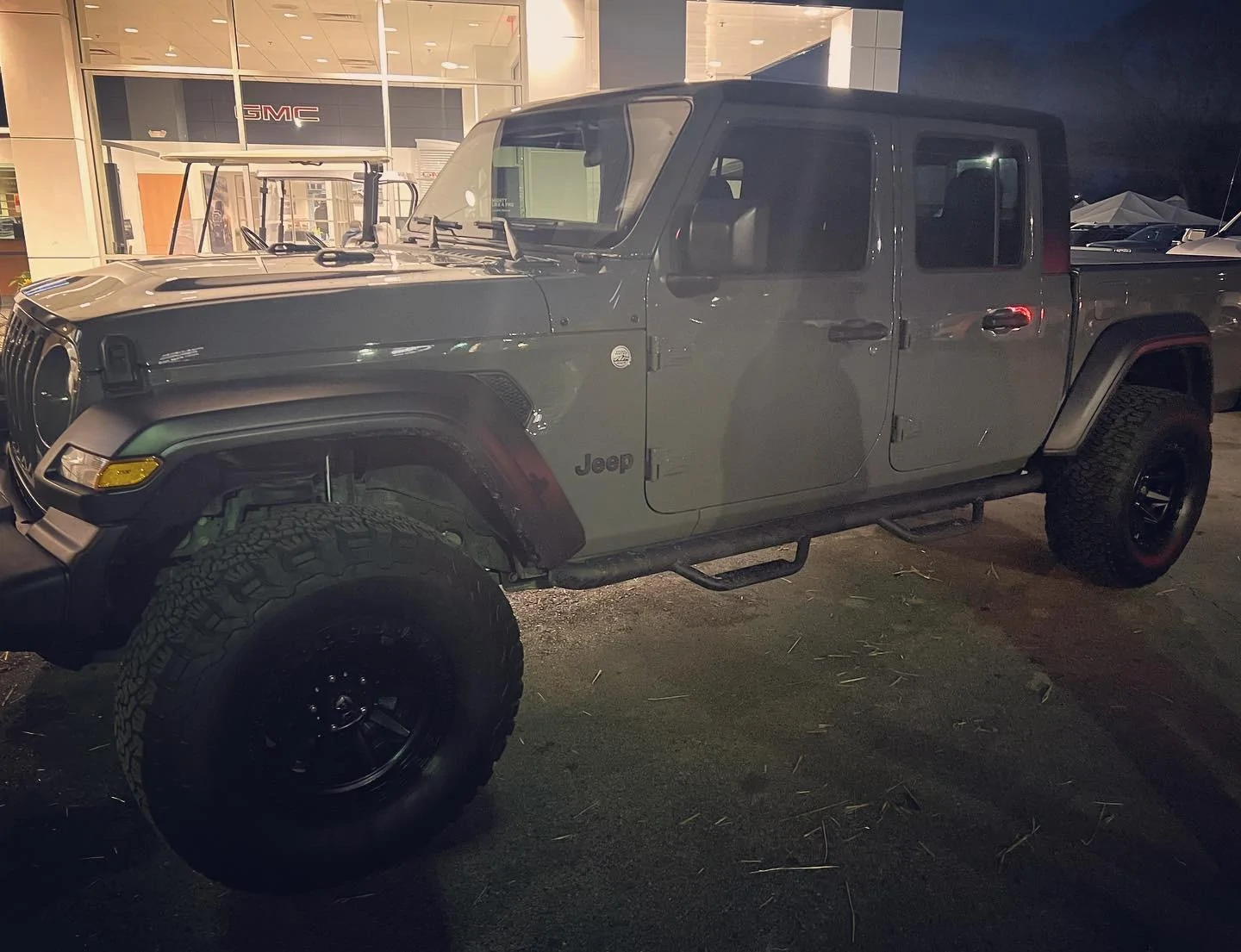 Jeep Gladiator Post Your Jeep and We'll Rate It 5107C363-7C5E-4F7F-A5B8-011CF7EEE472
