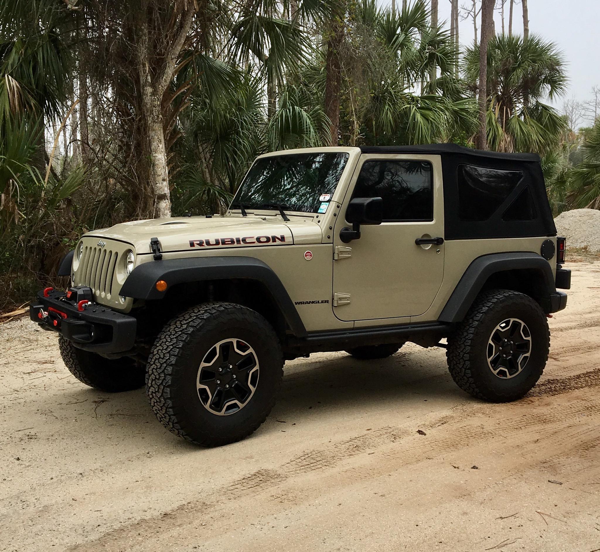 Jeep Gladiator Post Your Jeep and We'll Rate It CD4636A0-FDA2-4B99-80C5-B83F2064E844