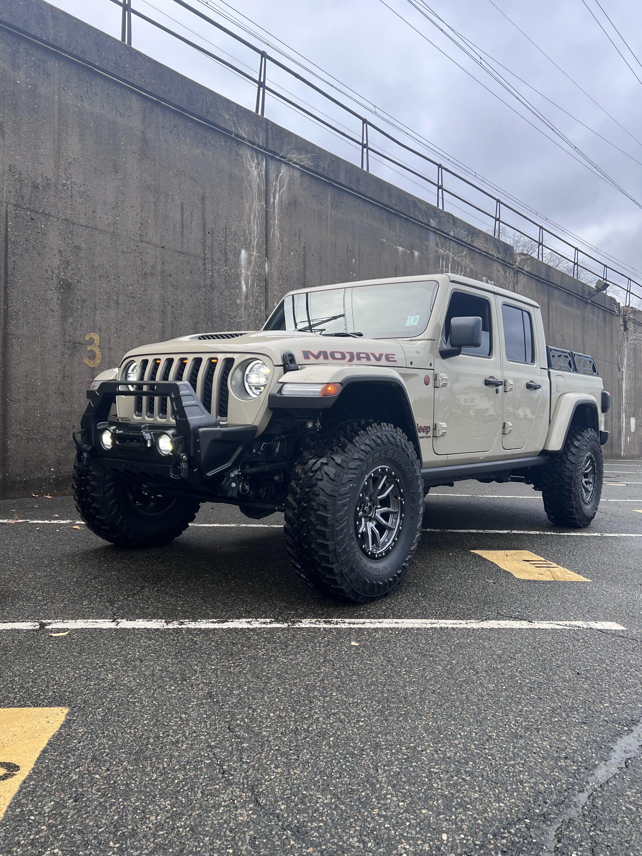 Jeep Gladiator Post Your Jeep and We'll Rate It 4BE6FD40-C42A-40D5-8290-8DA71C862F3B