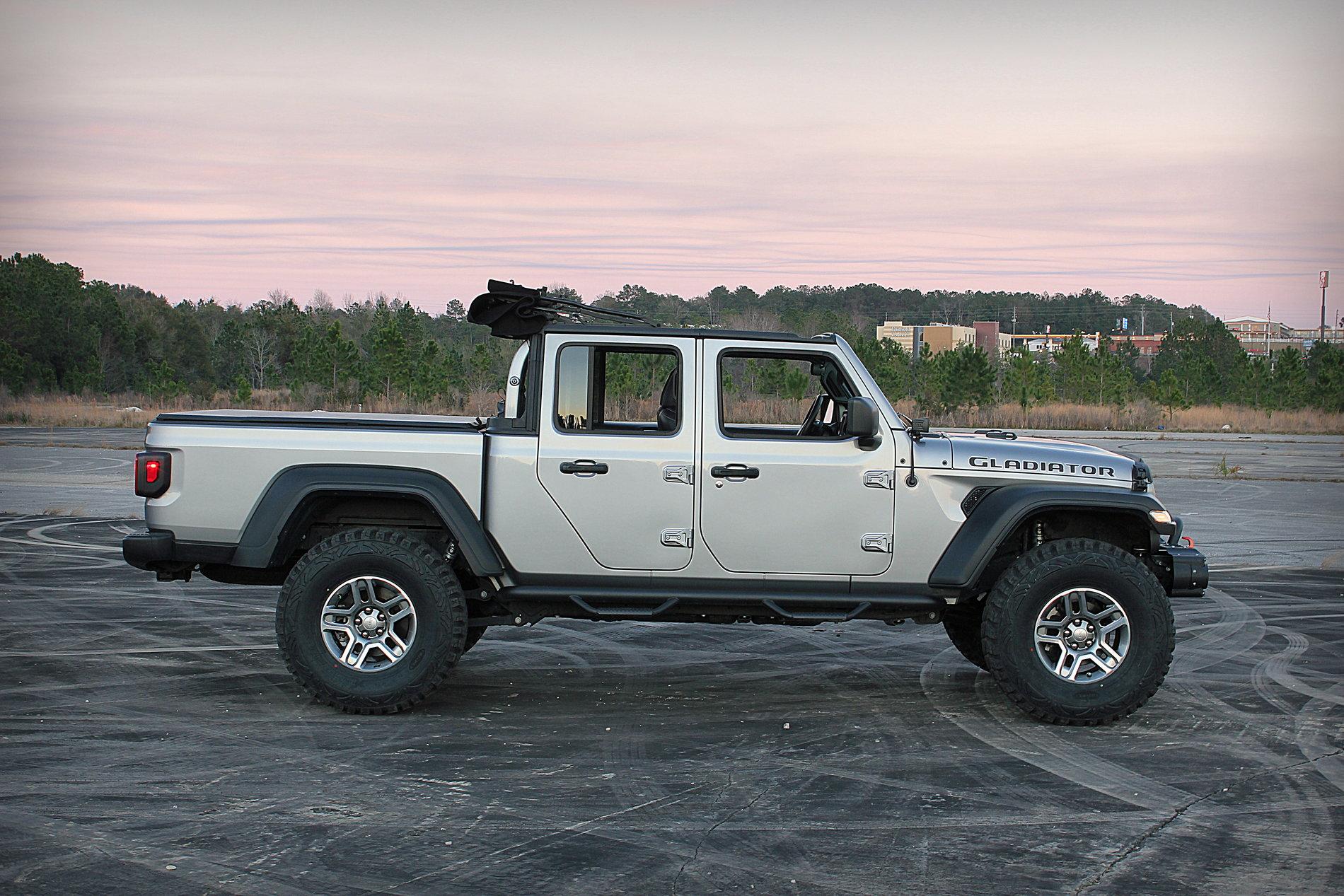 Jeep Gladiator What offset and back spacing should I get on my wheels? CF52C348-D18E-421E-B8B6-37299387DBD6